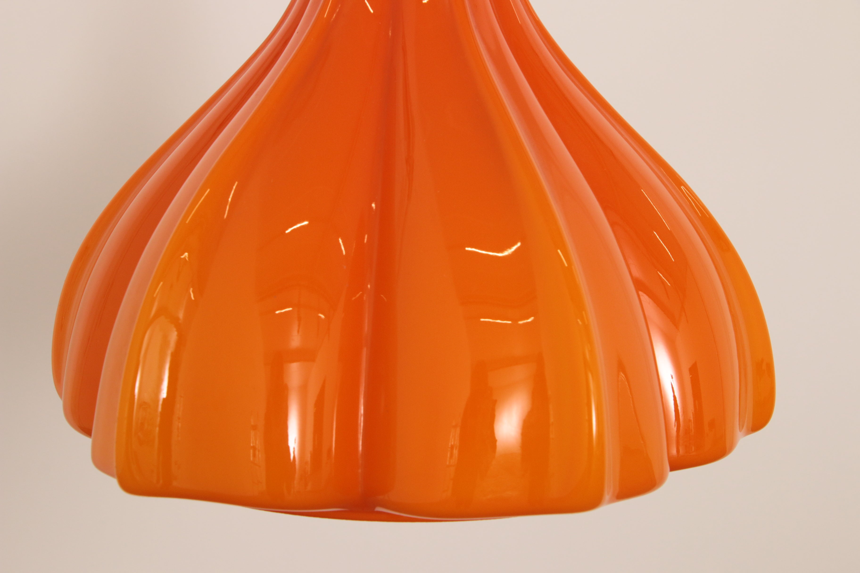 Vintage Oranje Glazen Hanglamp Van Peill En Putzler 1960