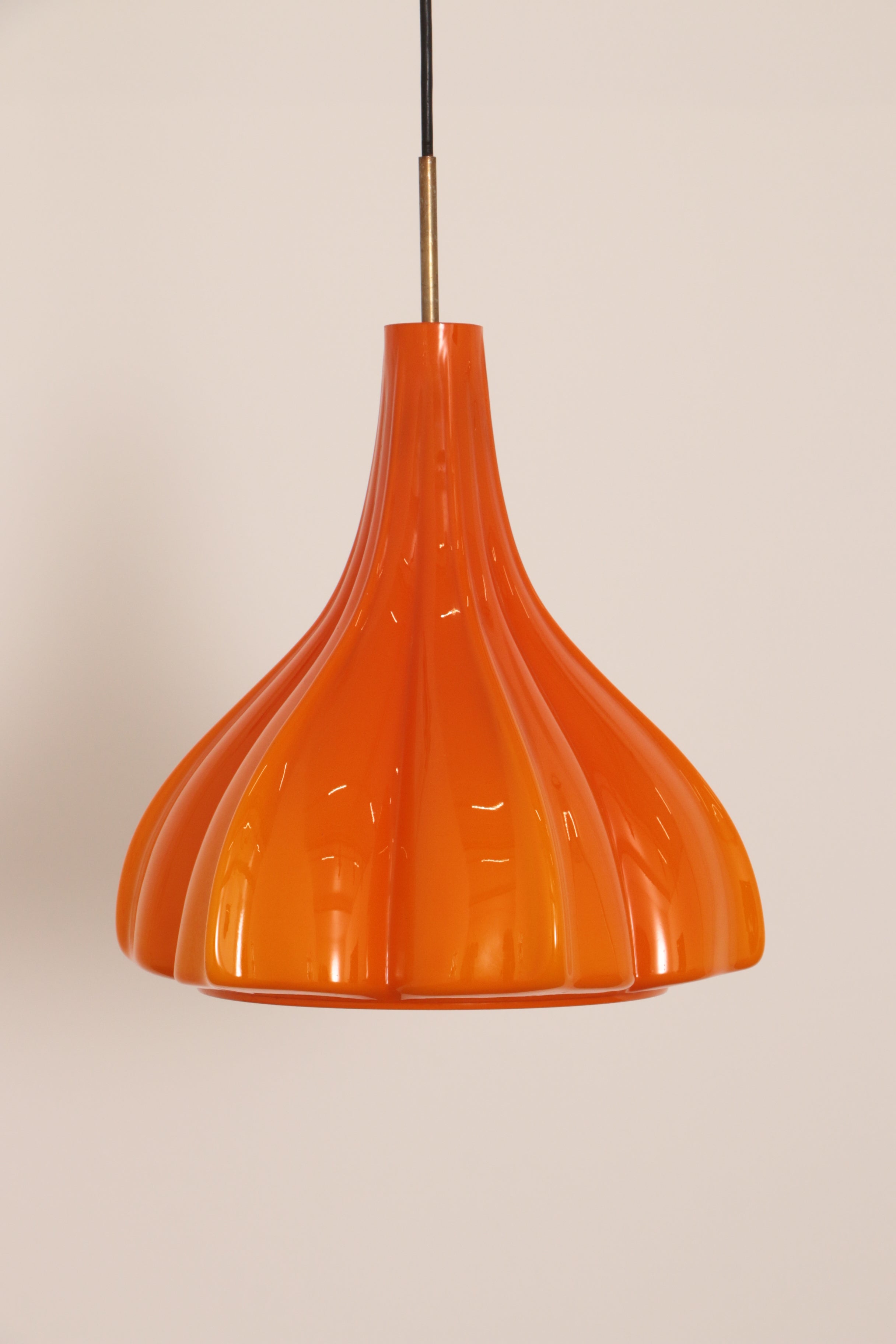 Vintage Oranje Glazen Hanglamp Van Peill En Putzler 1960