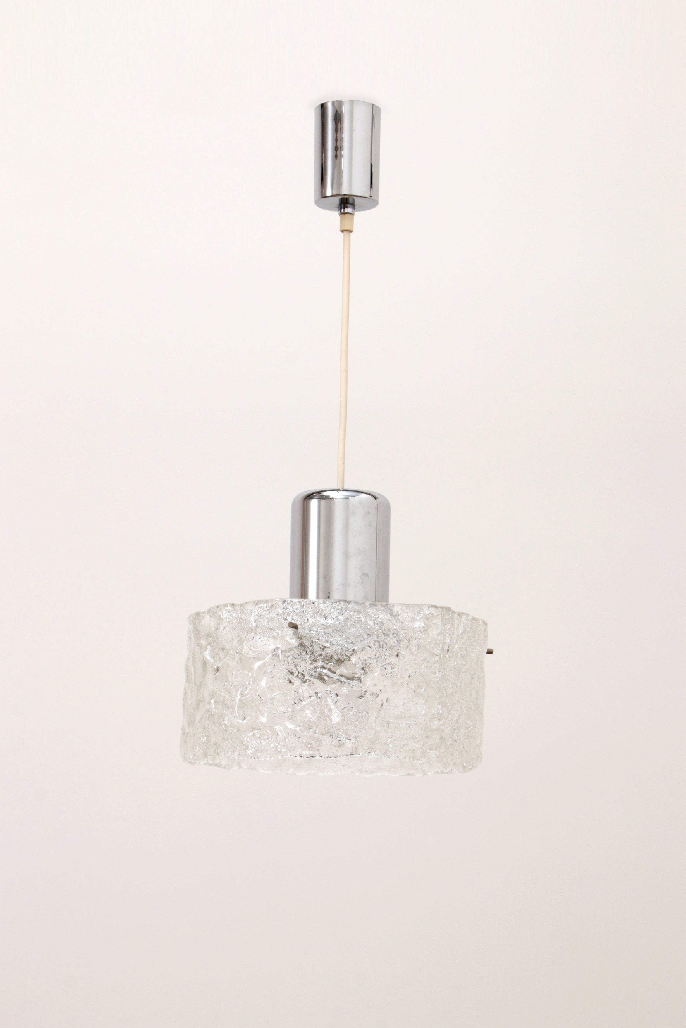 Ijsglas lamp geproduceerd door Egon Hillebrand,1960 Duitsland