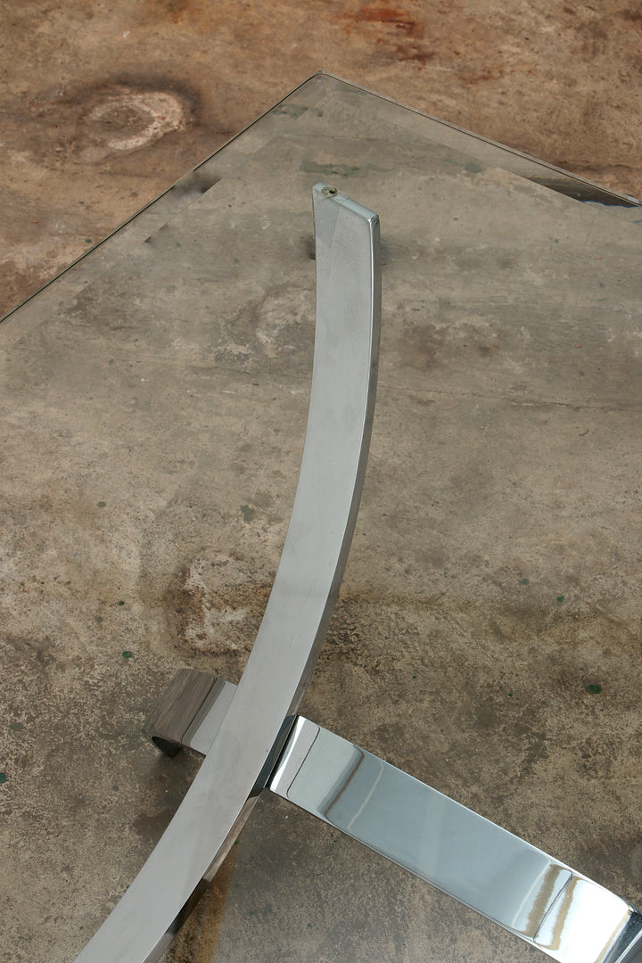 Space Age Chrome salontafel met dikke glasplaat 1970