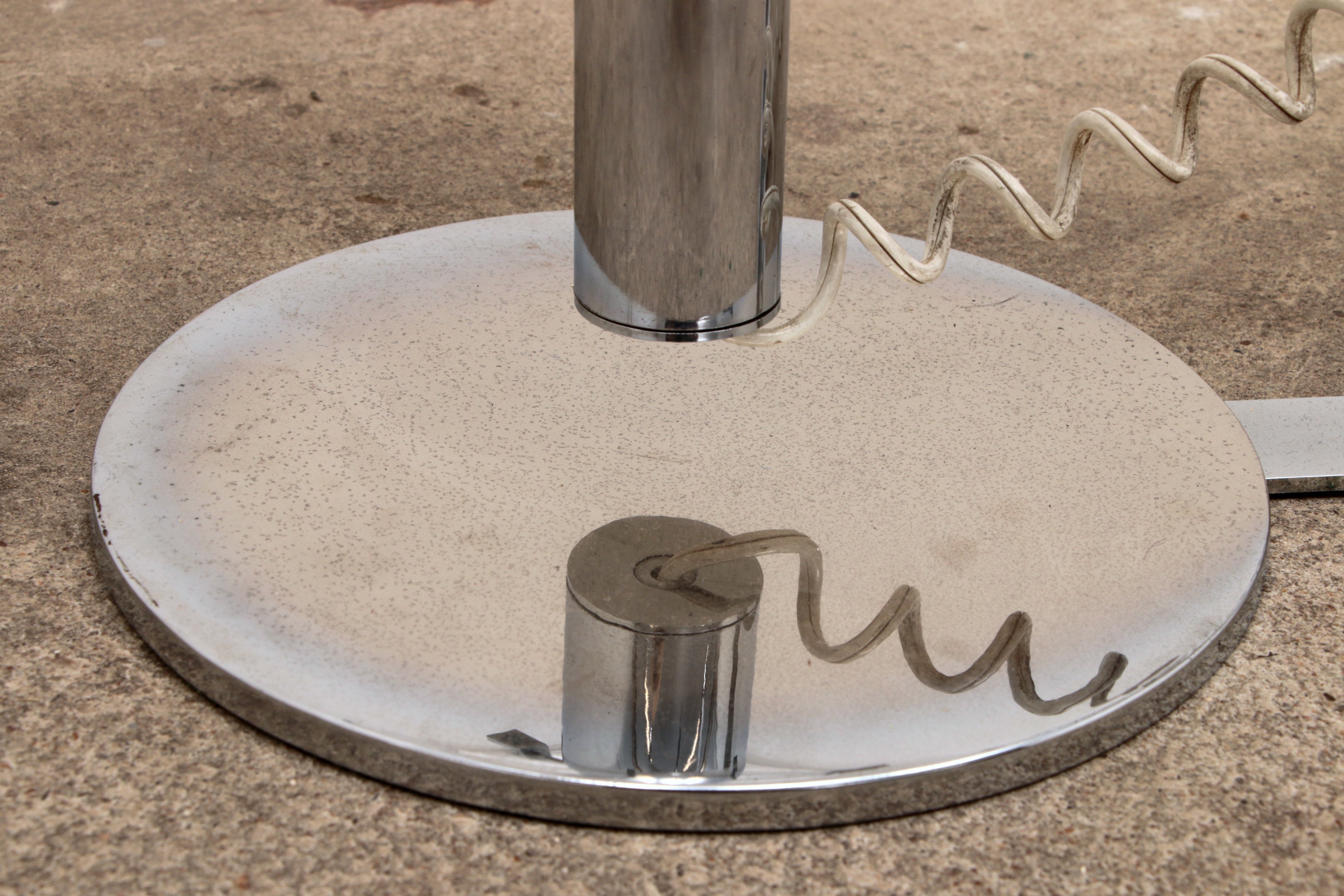 Italiaanse Design tafellamp gemaakt van chrome met glas,1960