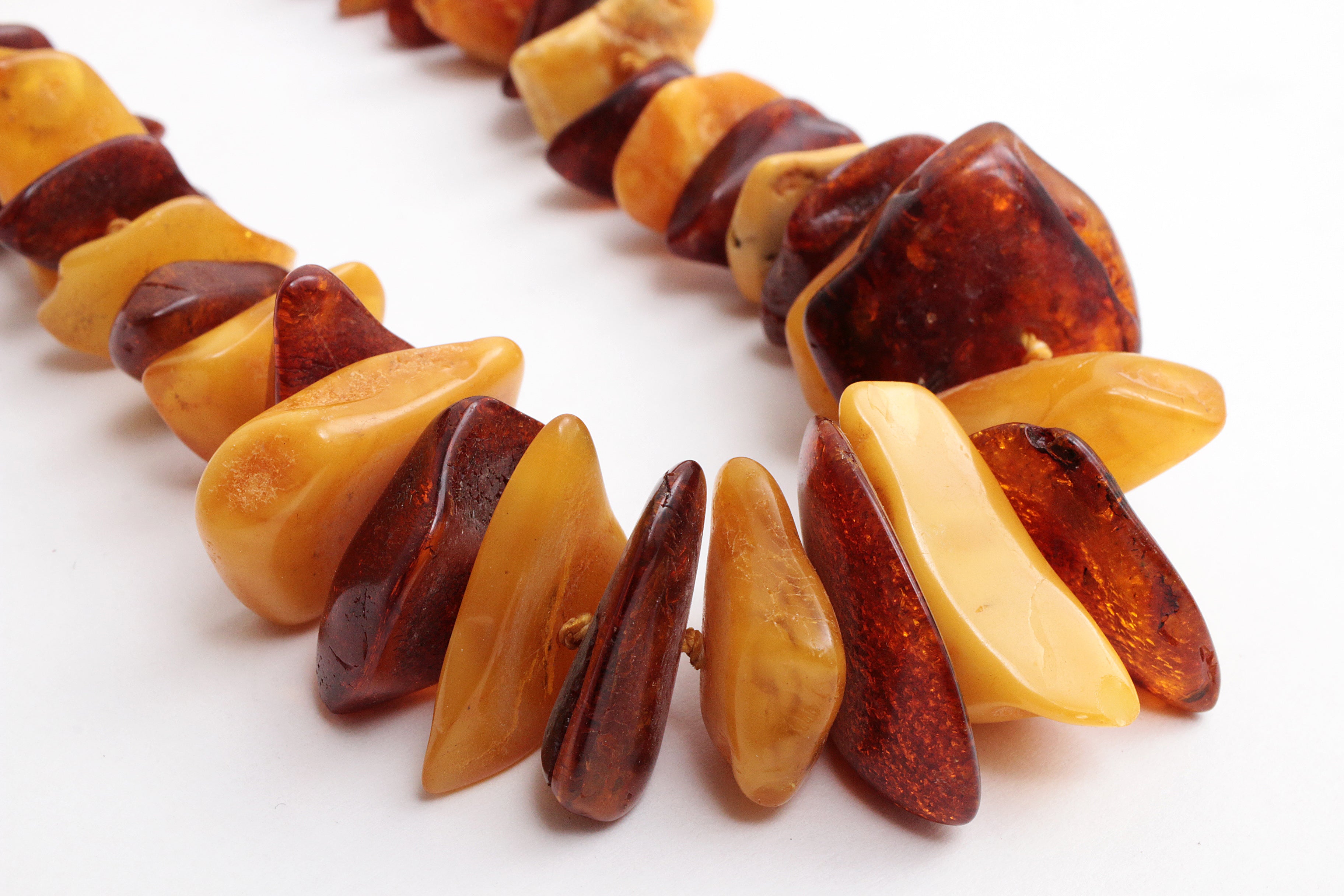 Vintage Set van drie barnsteen kettingen,1960