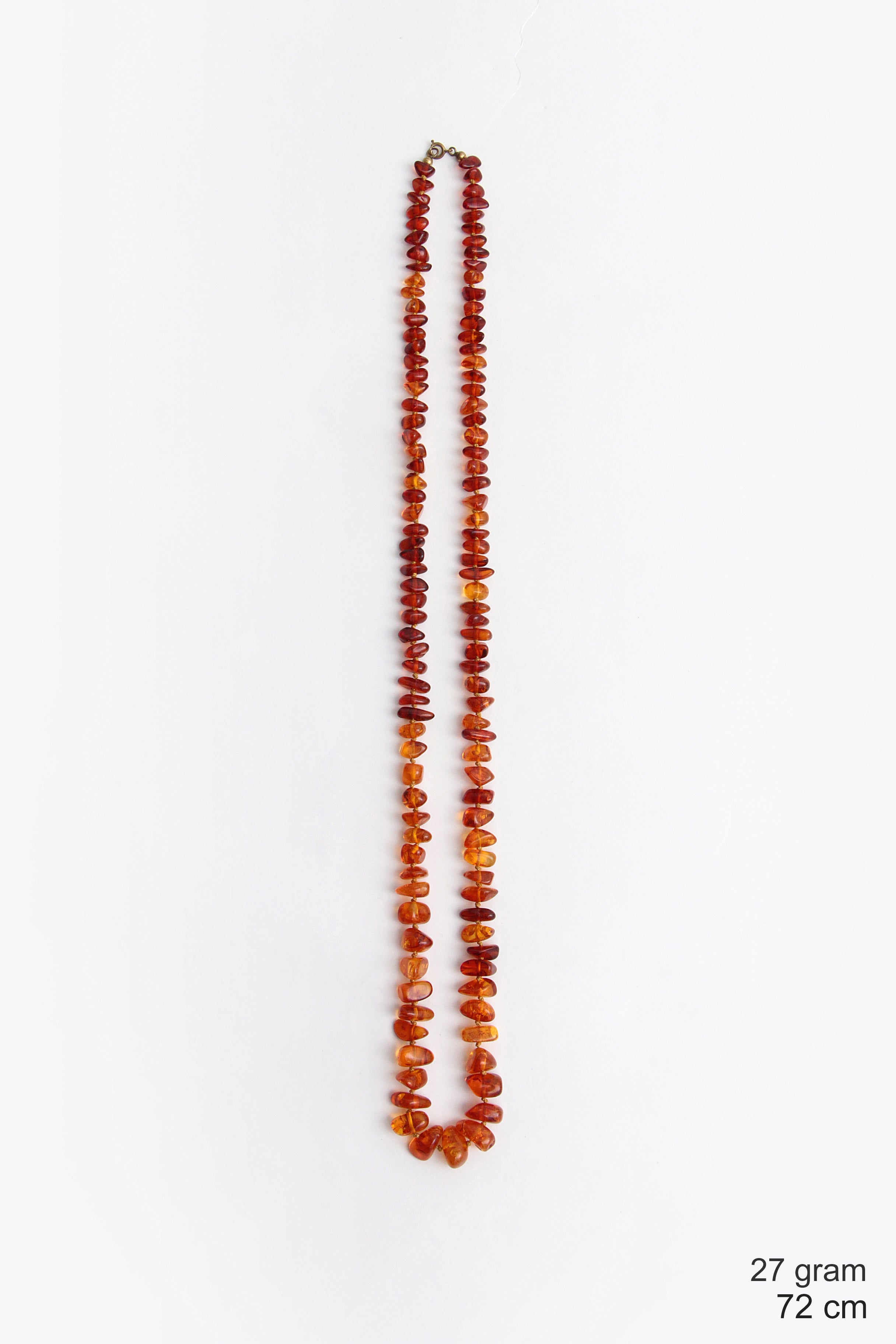 Vintage Set van drie barnsteen kettingen,1960