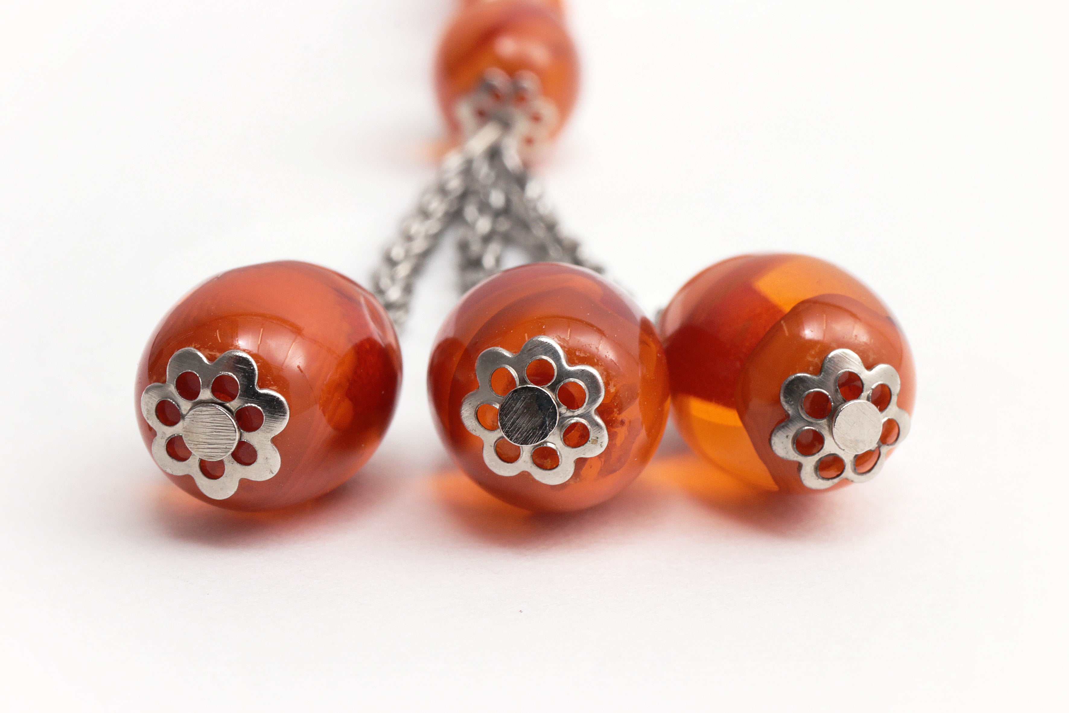 Prachtige gebedsketting gemaakt van barnsteen jaren60