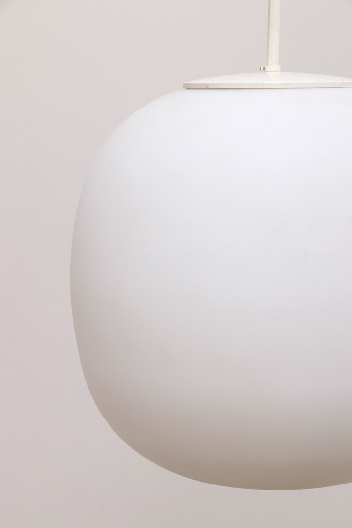 Zeer Grote Witte hanglamp Glashutte Limburg, 1960