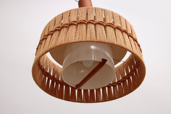 Vintage Temde Hanglamp met Teak en Raffia jaren 60 Duitsland.