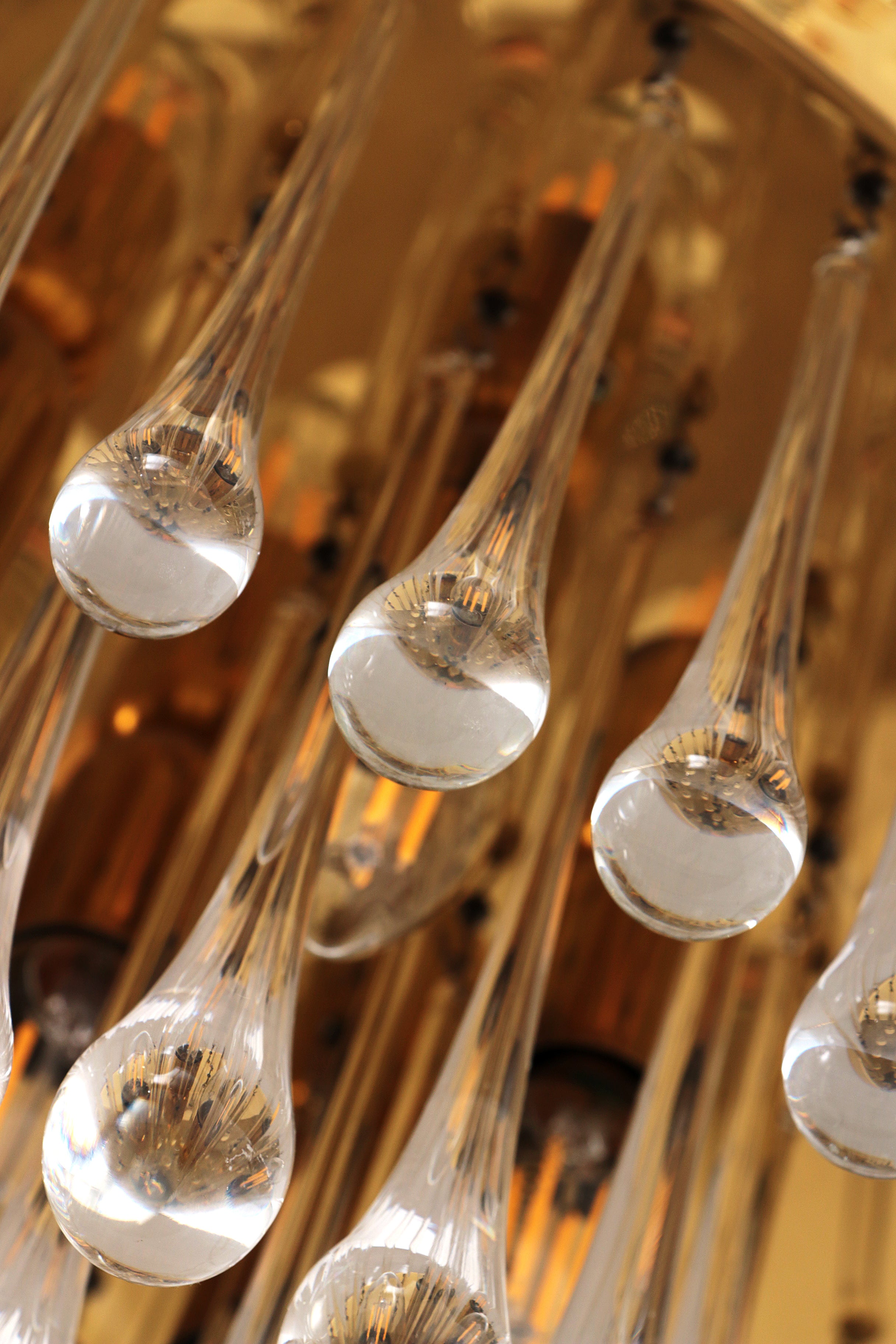 Set van twee J.T. Kalmar Murano Regendrup hanglampen,1970 Oostenrijk