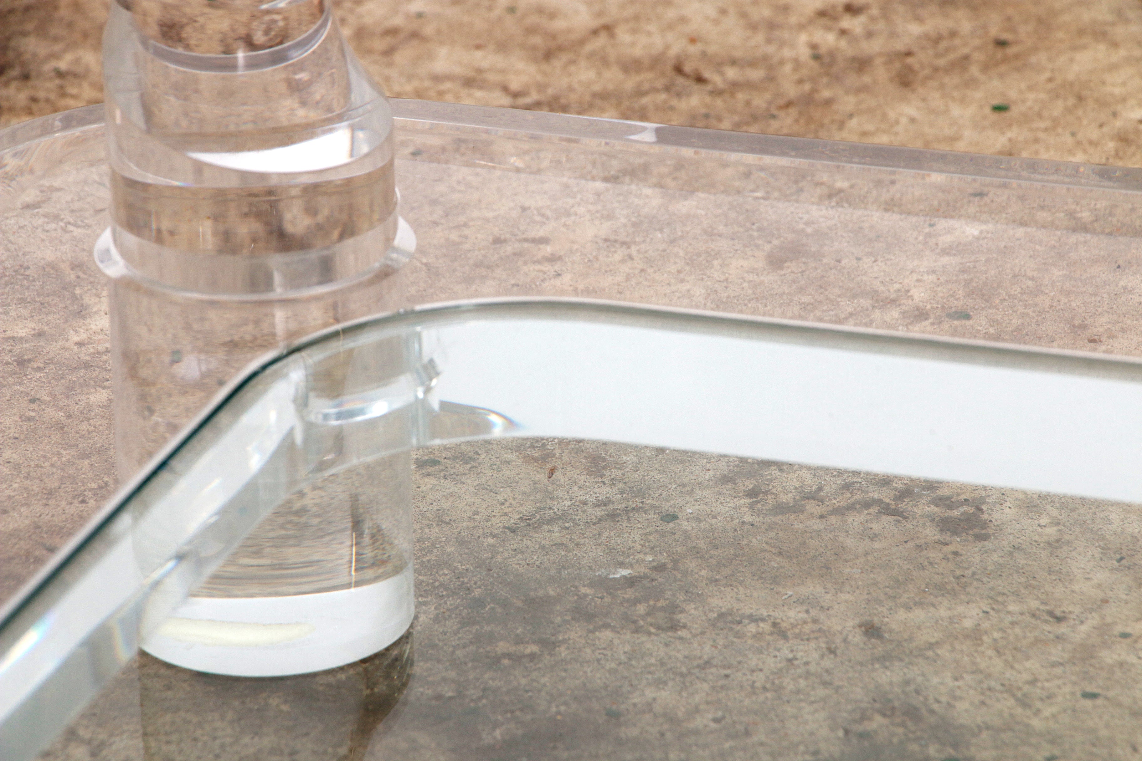 Franse Salontafel Lucite en Glas Maison Romeo, jaren 70