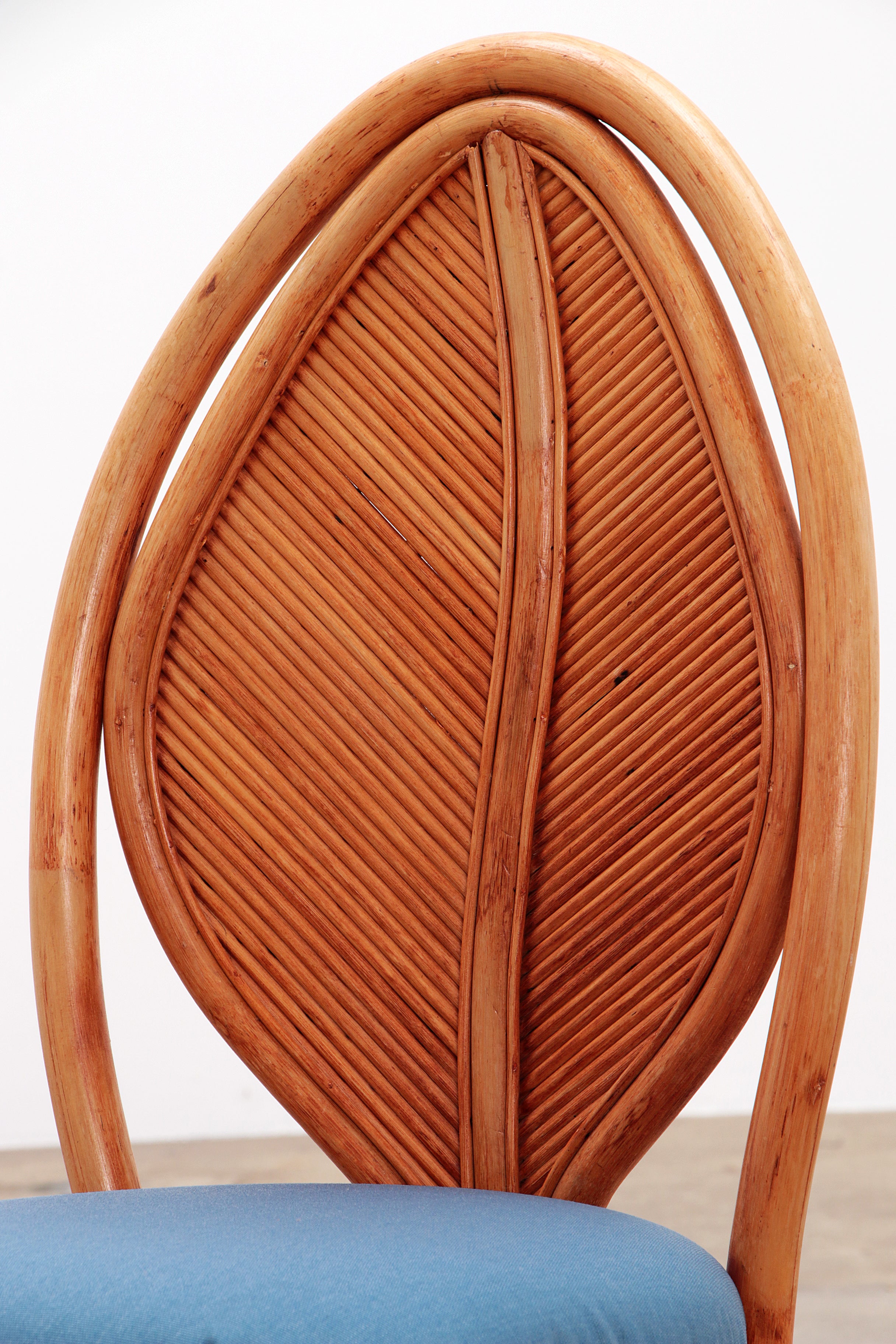 Bohemian Bamboe Mcguire  eettafel set met 6 palmblad stoelen,1960 Frankrijk.