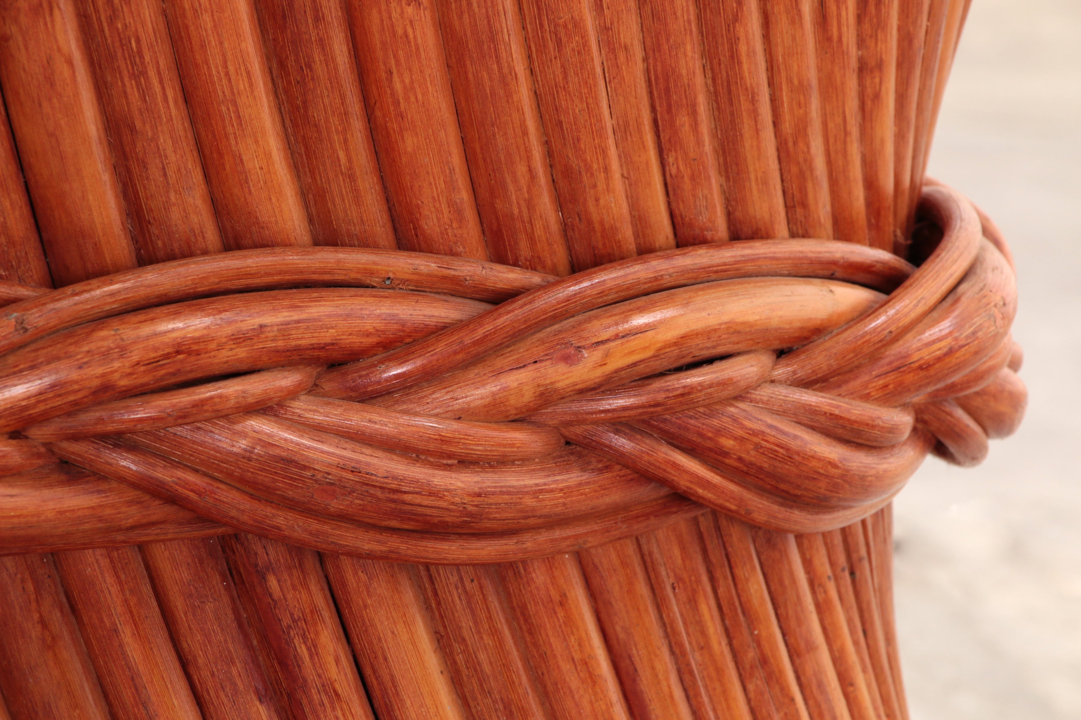 Bohemian Bamboe Mcguire  eettafel set met 6 palmblad stoelen,1960 Frankrijk.