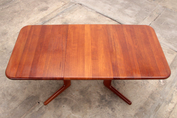 Deense set 4 stoelen Kai Kristiansen en een tafel van Korup,1960 Denemarken.