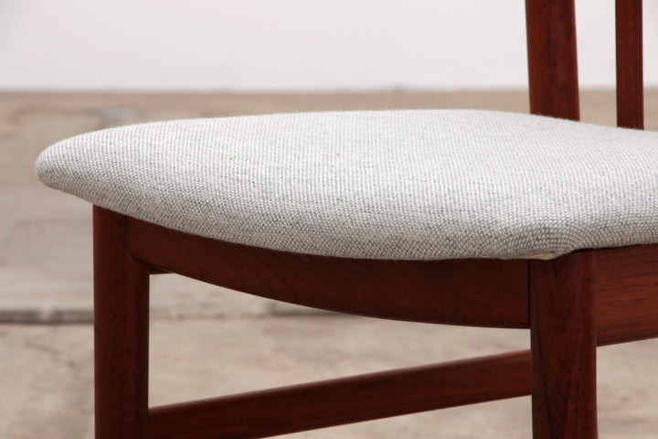 Deense set 4 stoelen Kai Kristiansen en een tafel van Korup,1960 Denemarken.