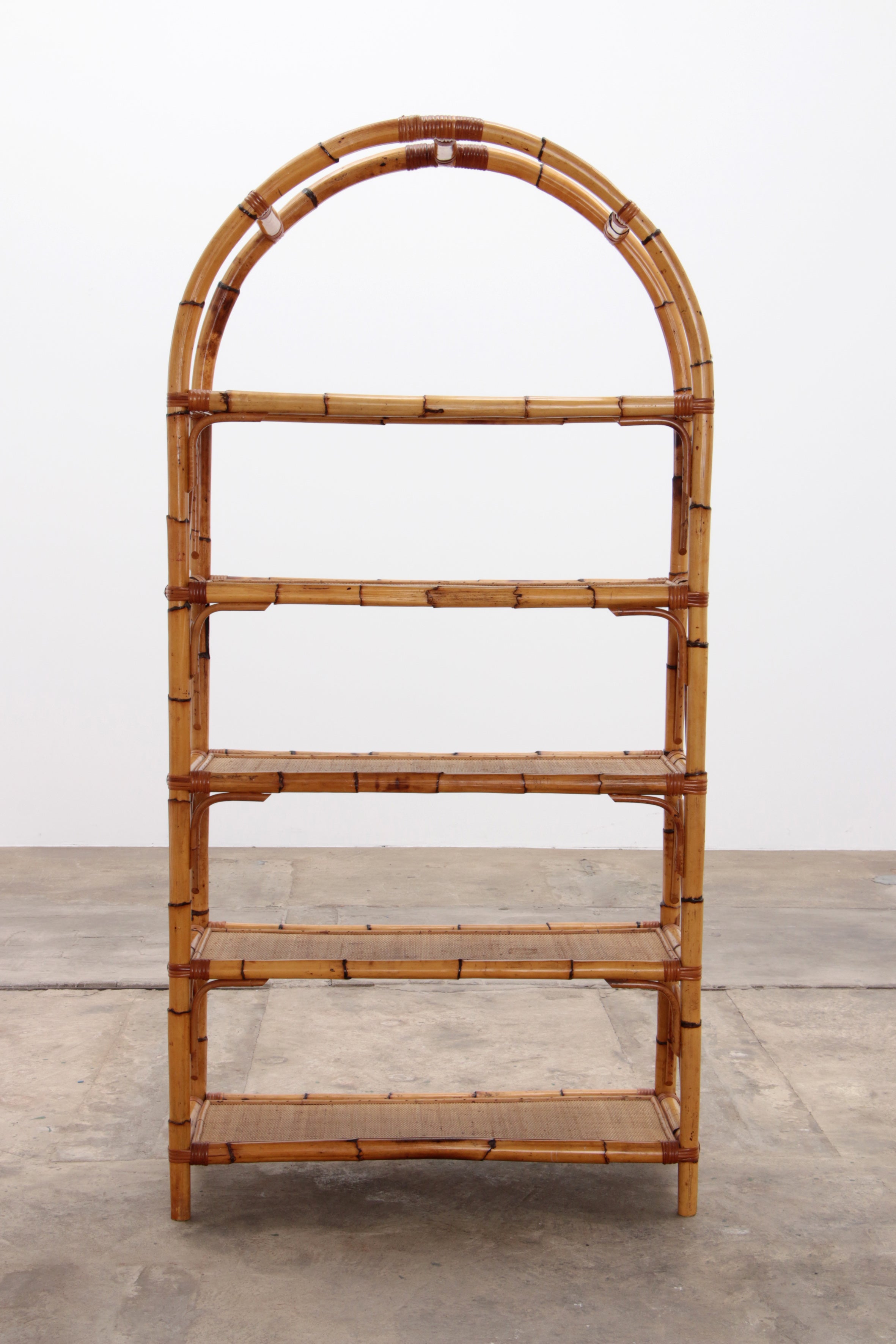 Groot mediterranean Bamboe Wandmeubel  Roomdivader of boekenkast 1970 Italie