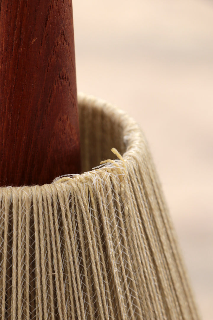 Vintage hanglamp met twee kapjes en teak,1960 Zweden