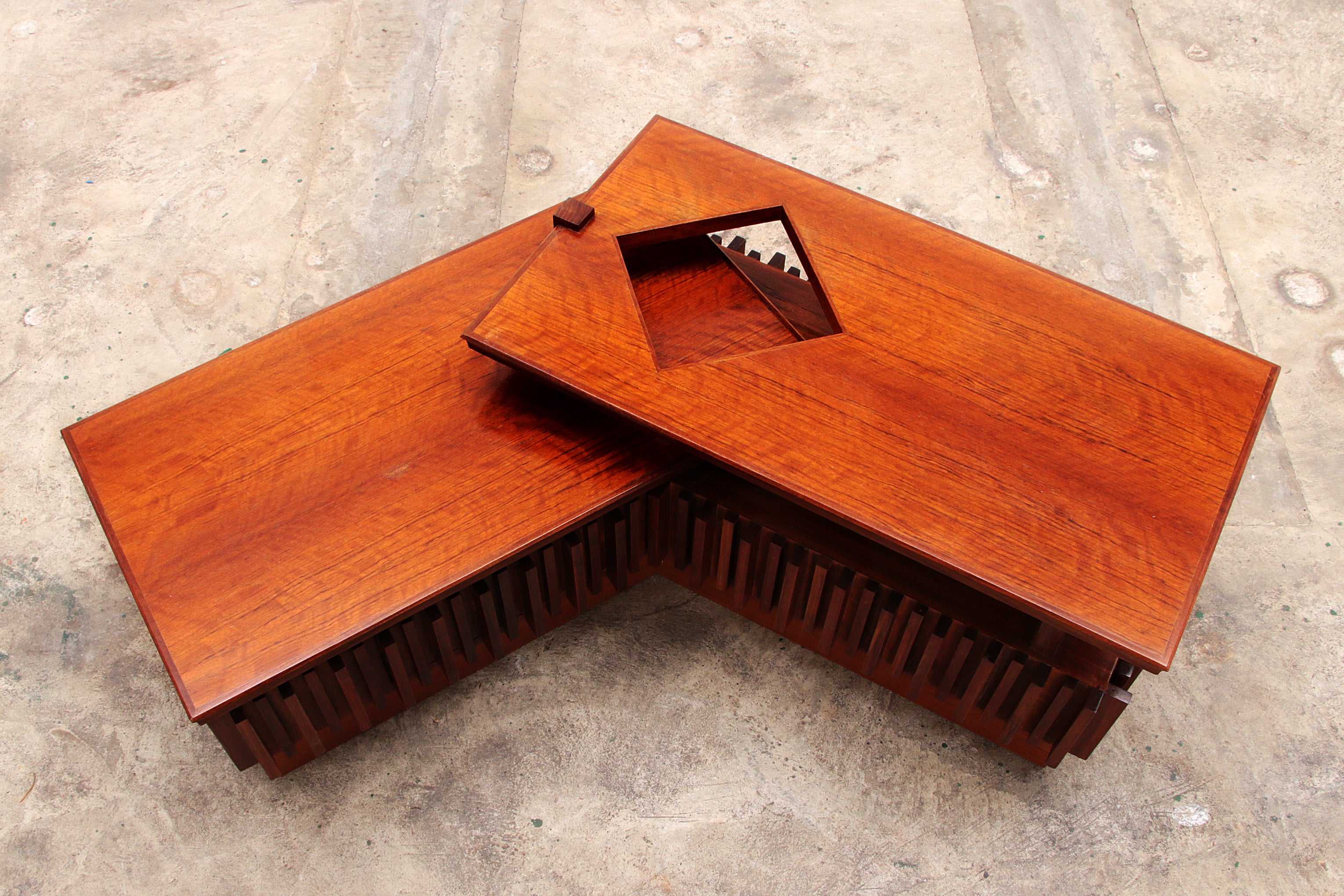 Salontafel van Luciano Frigerio 'Model Norman'' Piano 1968 Italie