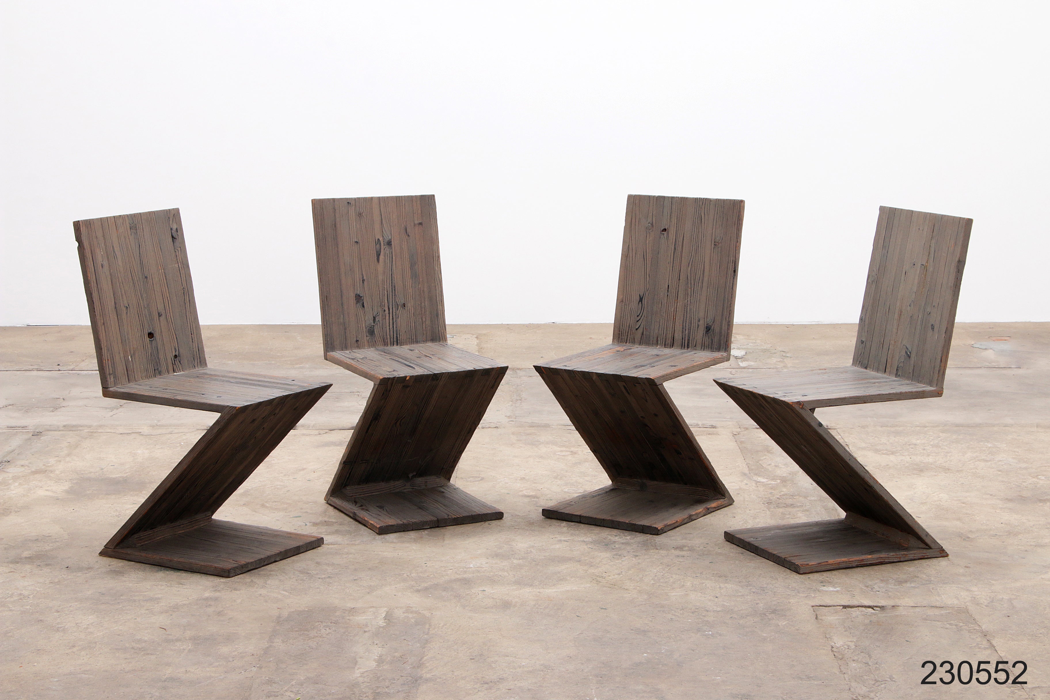 Rietveld Zigzagstoel - Klassiek Designmeubel in Amerikaans Grenen 1950