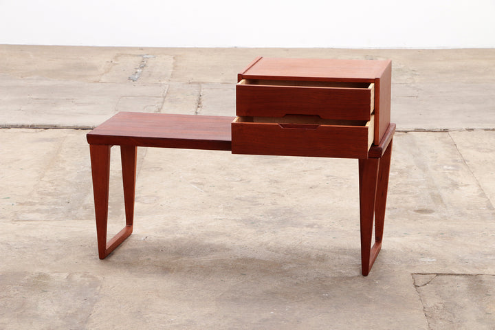 Vintage Kai Kristiansen Telefoonkastje met Tafel gemaakt door Aksel Kjersgaard