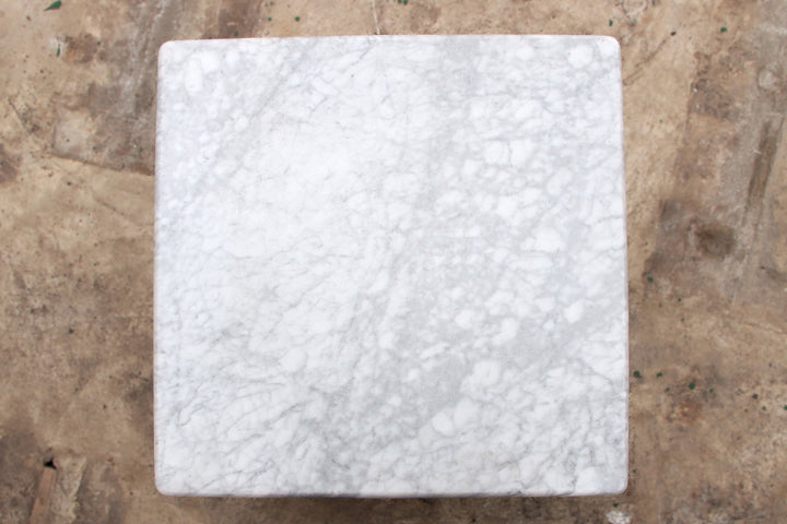 Italiaanse Marmeren salontafel tijdloos design uit de jaren 70