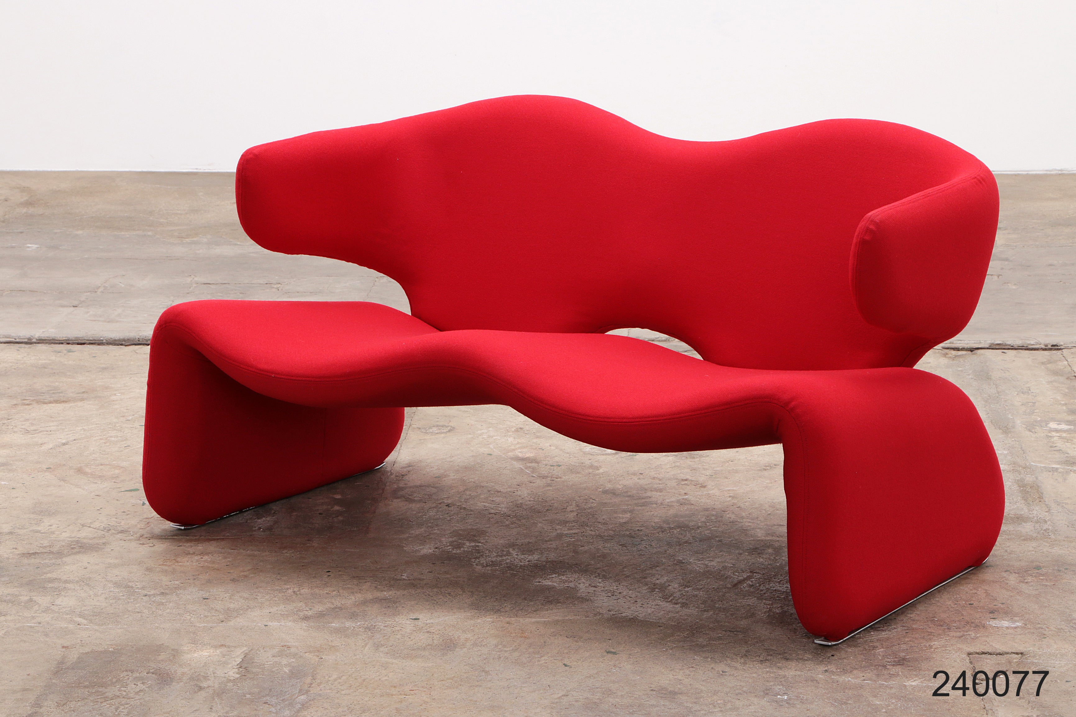 Vintage Tweezits Djinn Sofa van Oliver Mourgue - Een Icoon uit de Jaren '60