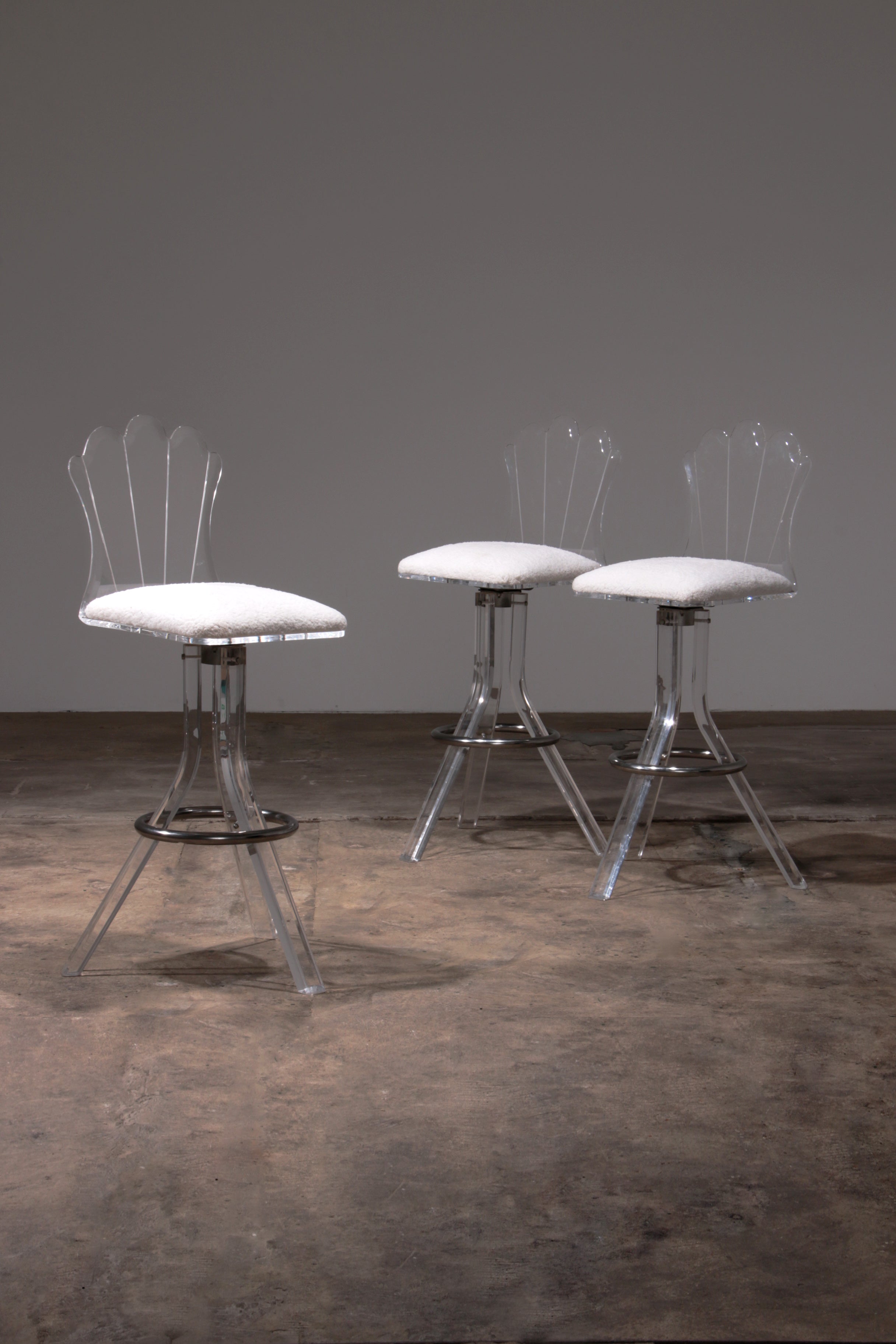 Plexiglas barkrukken van lucite en chrome draaibare barstoelen,Hill Manufacturers