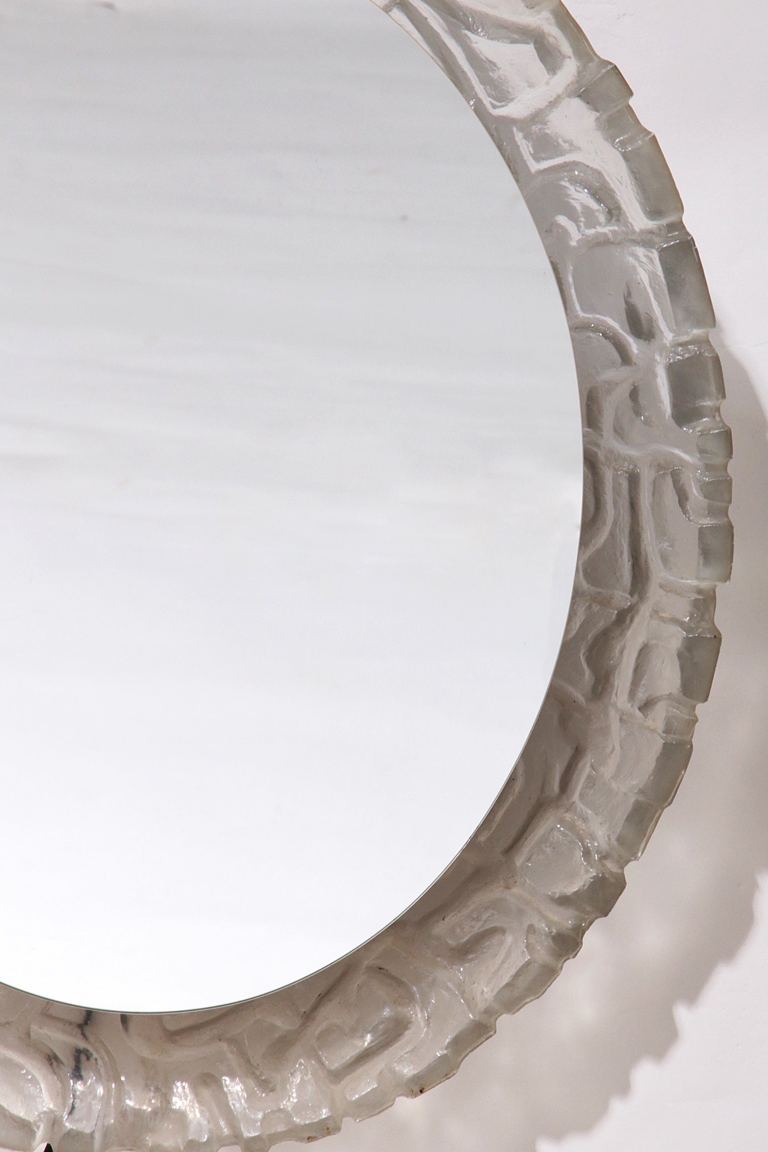 Ovale Badkamer Wandspiegel met Verlichting en Plexiglas Rand - Hillebrand