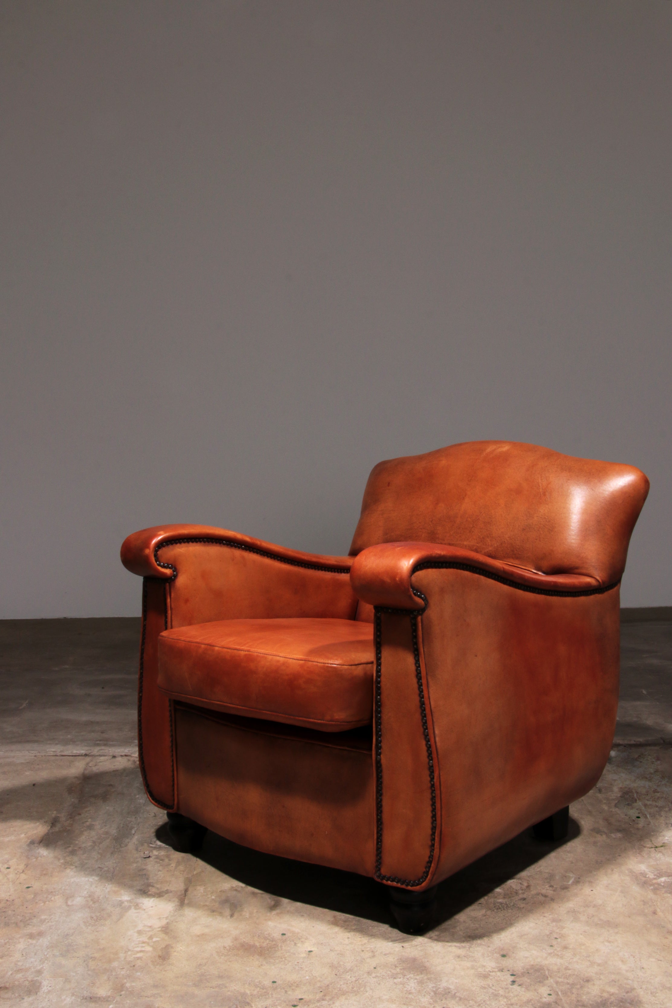 Schaap leren fauteuil Nederlands design handgemaakt 1970 -Merknaam Joris