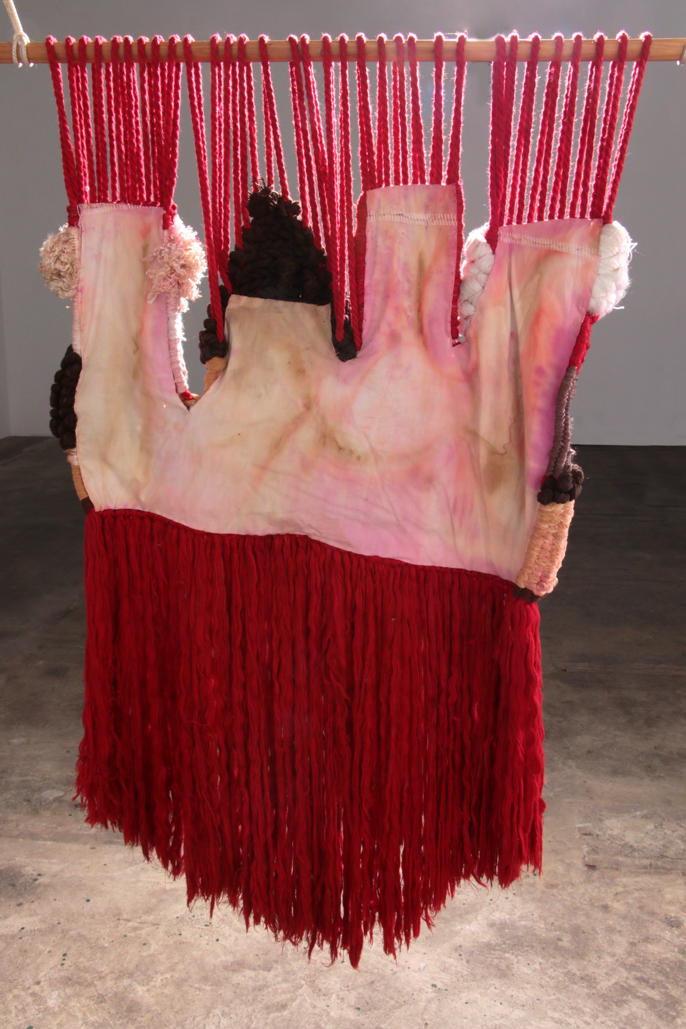 Spaans Getextureerd macramé wandtapijt uit de jaren 70 – Uniek designobject