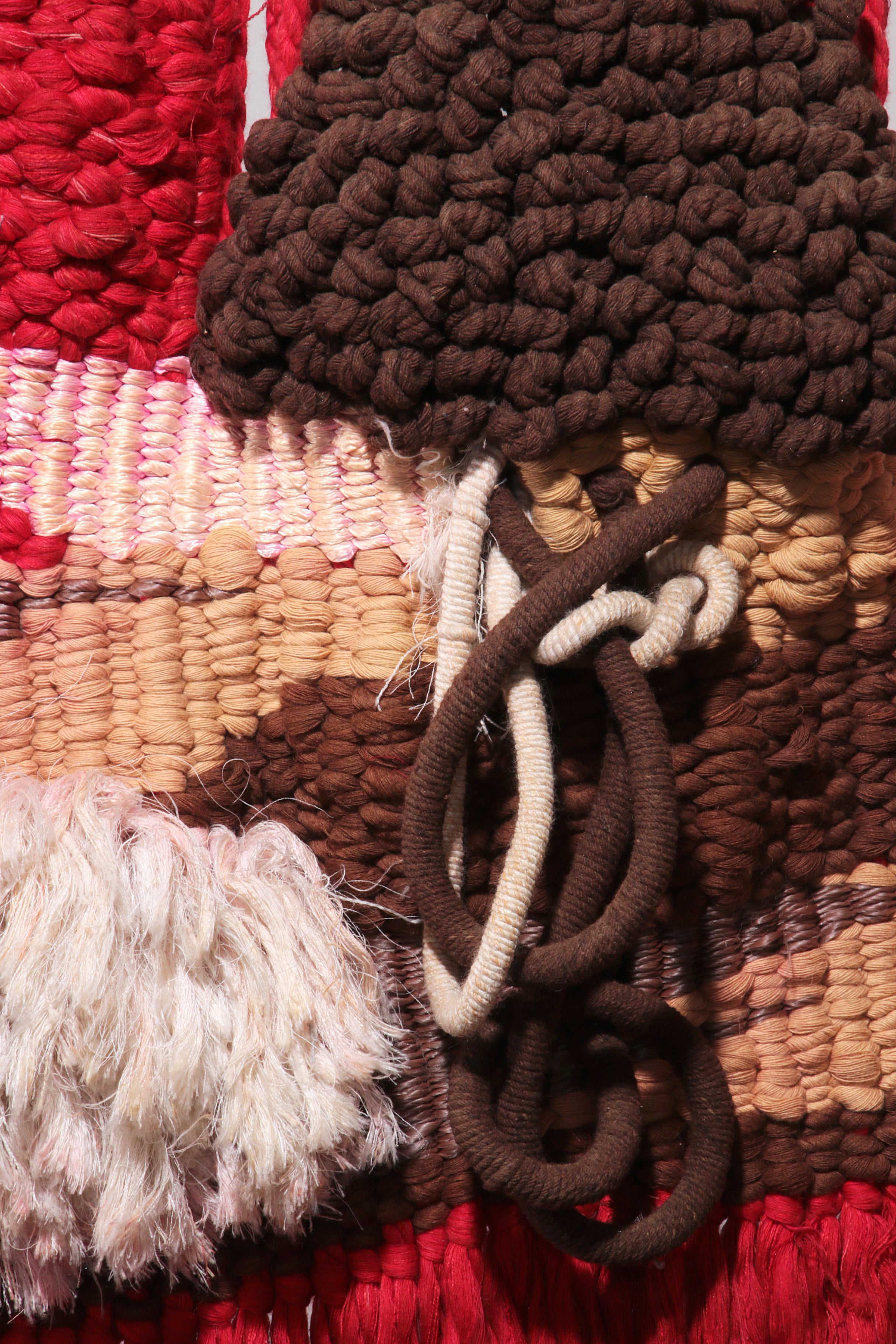 Spaans Getextureerd macramé wandtapijt uit de jaren 70 – Uniek designobject