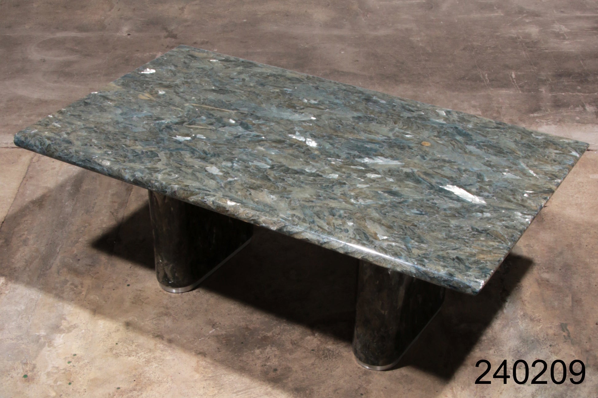 Vintage Italian Marble Coffee Table – Elegant Long Design
