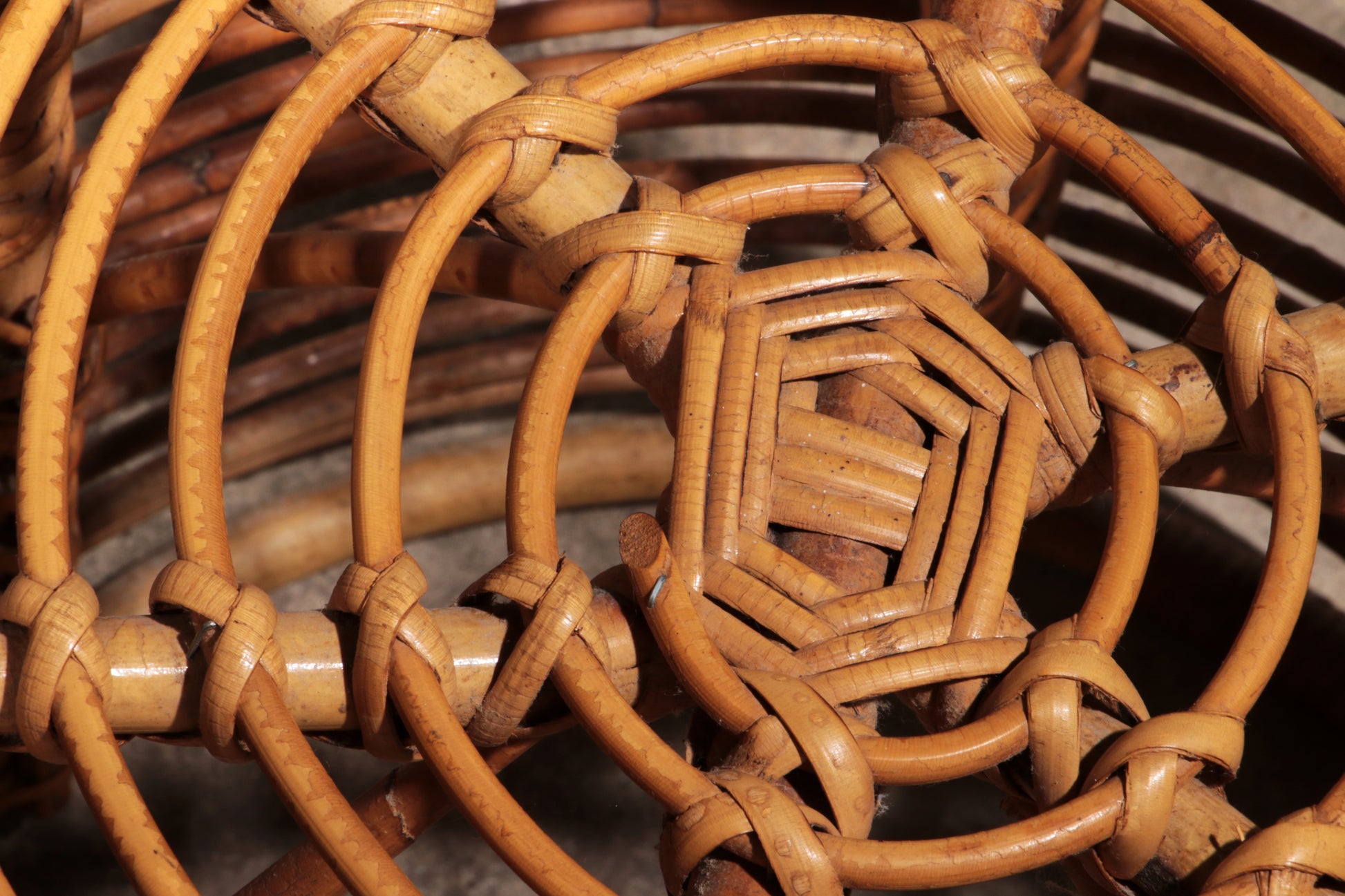 Midcentury Rattan and Wicker Round Pouf Stool, Tito Agnoli, Italy, 1970s