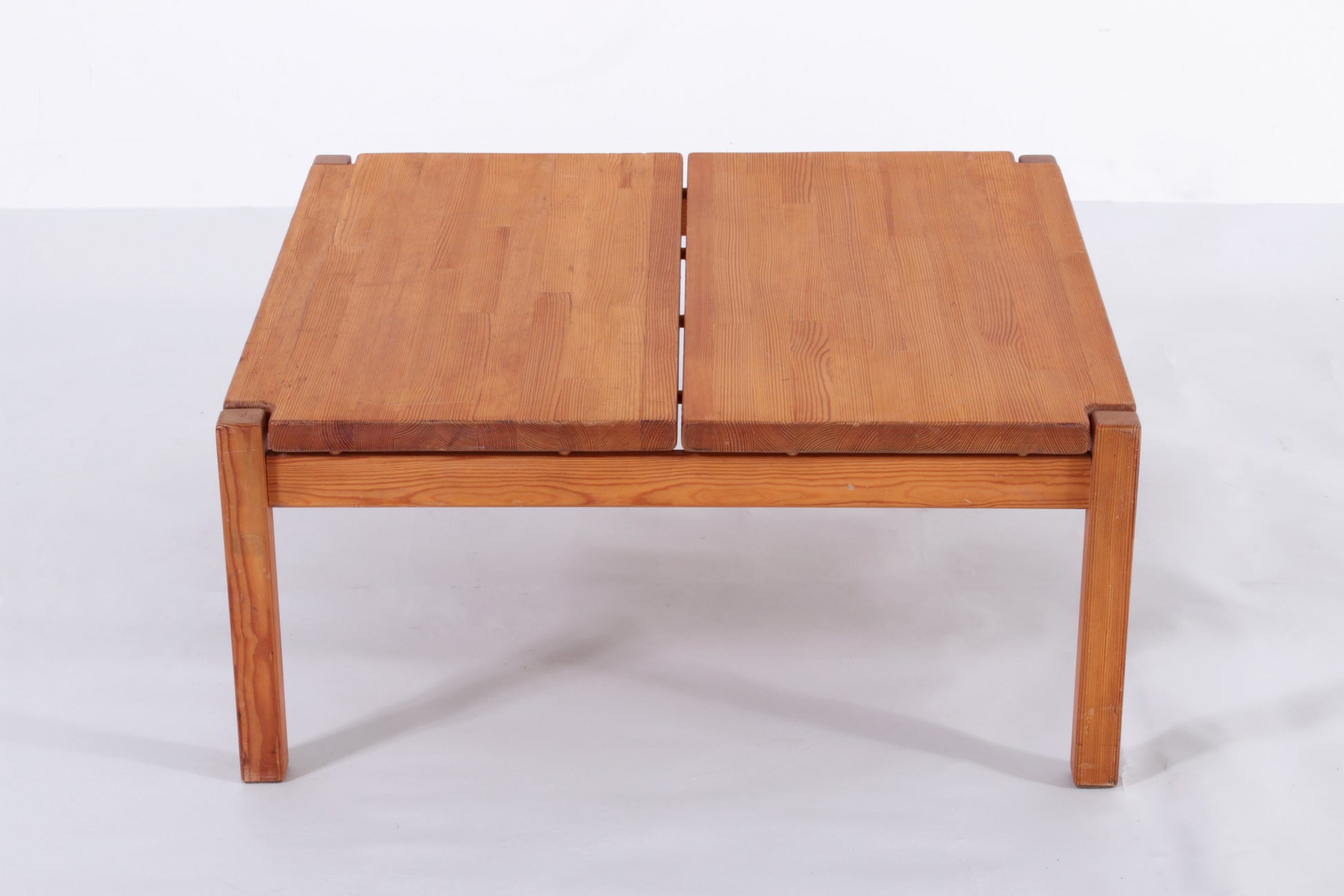 Design "Hongisto" Coffee Table by Ilmari Tapiovaara for Laukaan Puu, Finland, 1960