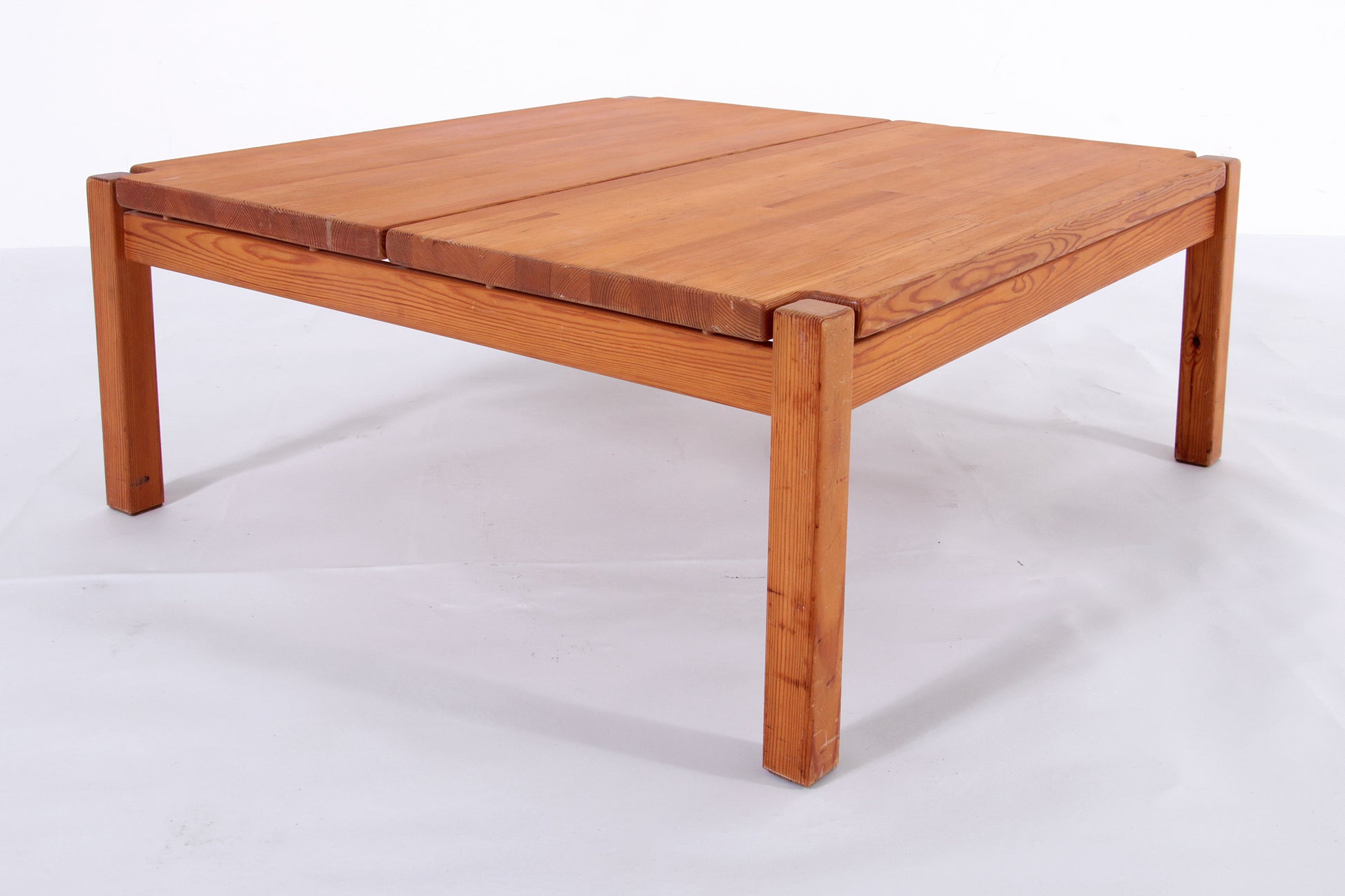 Design "Hongisto" Coffee Table by Ilmari Tapiovaara for Laukaan Puu, Finland, 1960