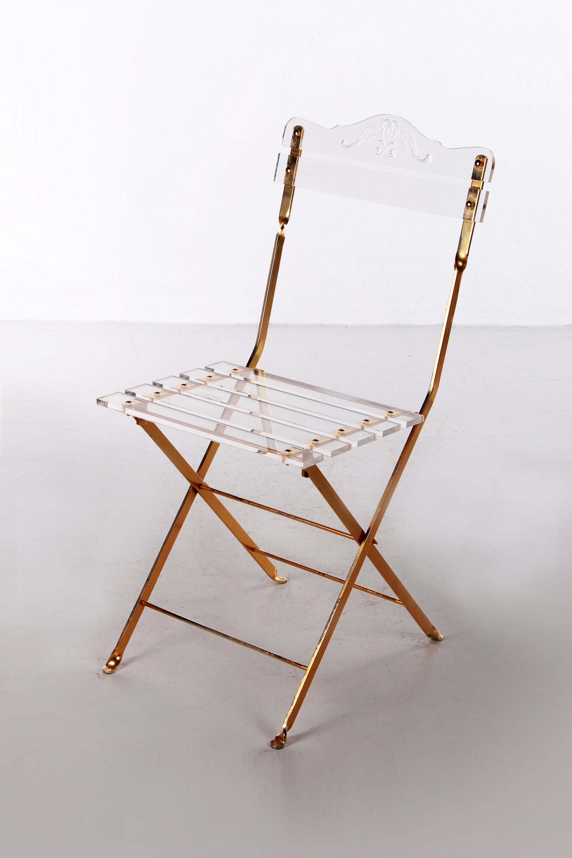 Vintage Hollywood Regency Plexiglas Dining Chair from the '70s