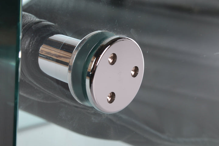 Zwarte leren stoel van Giovanni Tommaso Garattoni Italië glas en zwart leer detail chromen knop