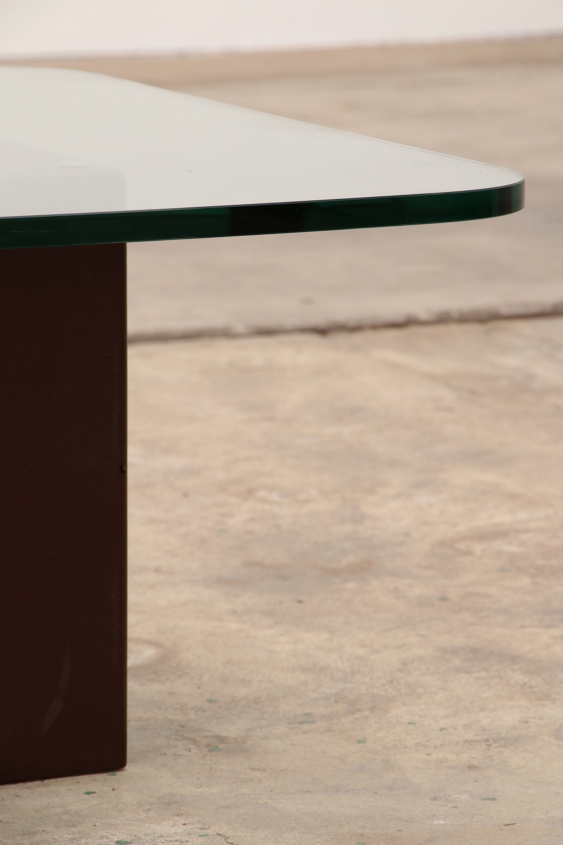 Tito Agnoli for Matteo Grassi Leather coffee table and chairs.