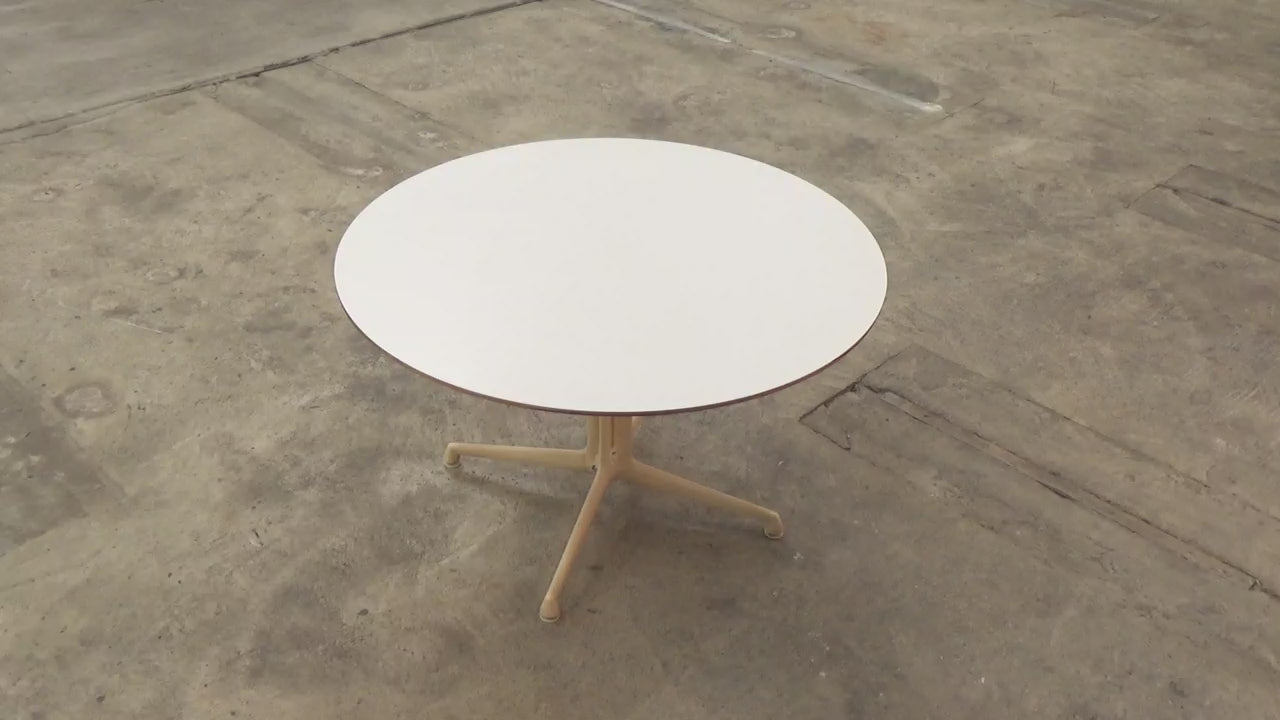 Charles Ray Eames"La Fonda"Salontafel met Metalen Onderstel,1955