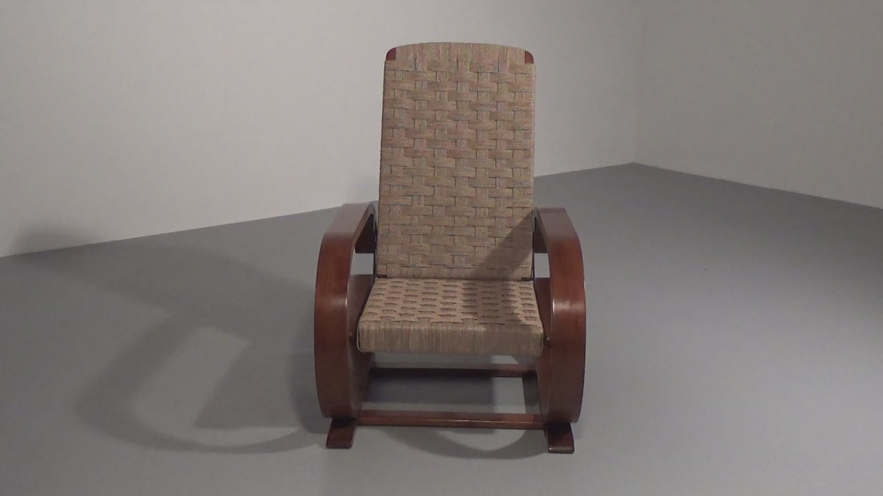 An exceptionally rare and elegant reclining lounge chair from 1950s Italy,