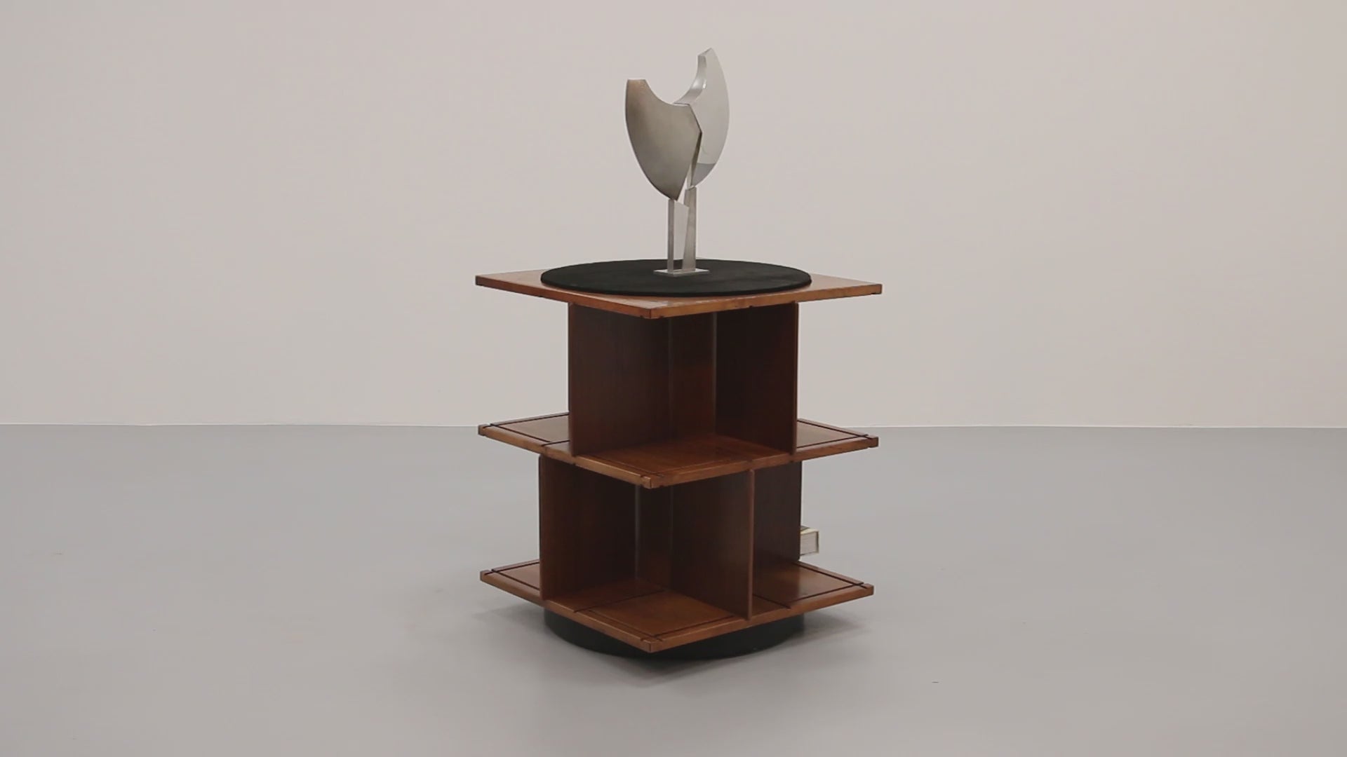 Gianfranco Frattini revolving modular bookcase model 823,1963 Italy