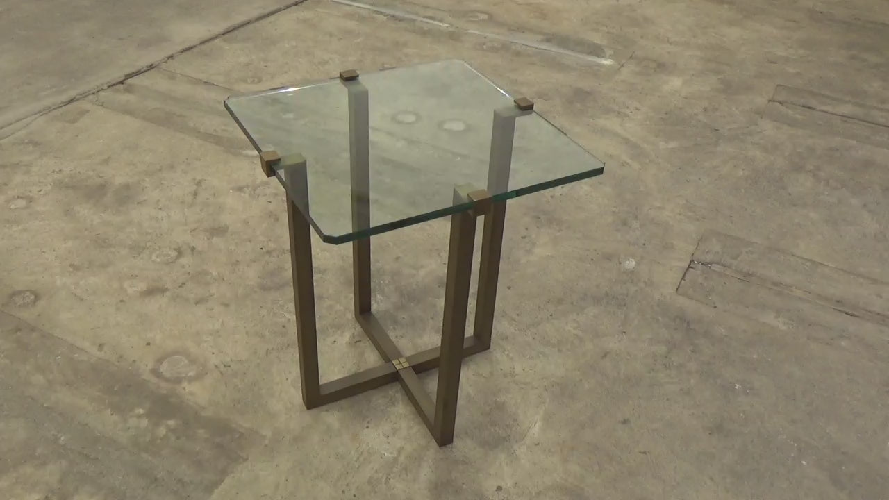 Design Peter Ghyczy bijzettafel Model F59,1970 Nederland.