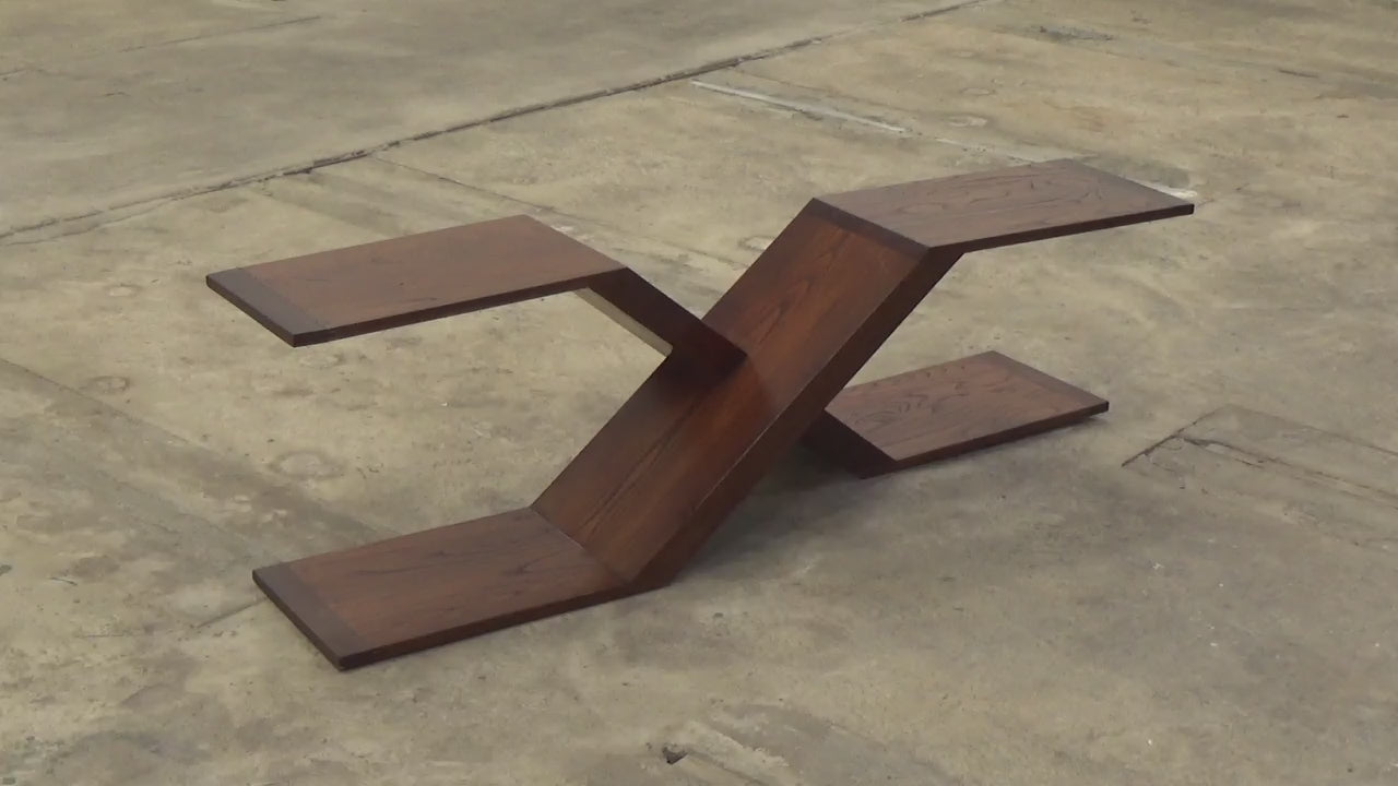 Vintage Houten asymmetrische salontafel Model X jaren70,Italie