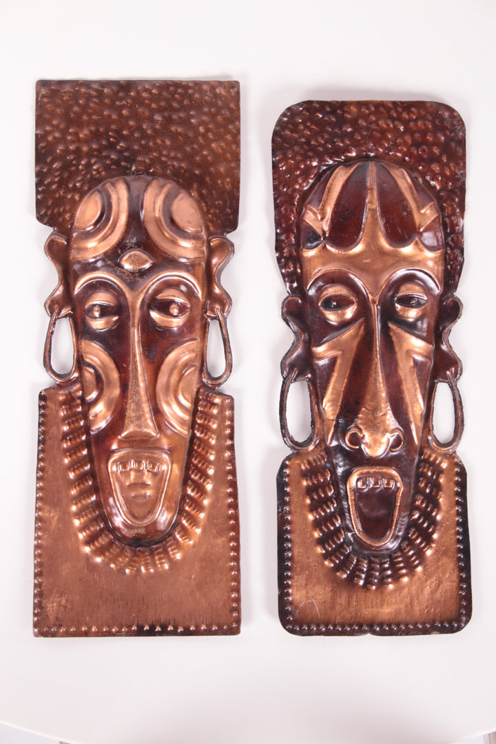 Set Vintage koperen maskers voorkant