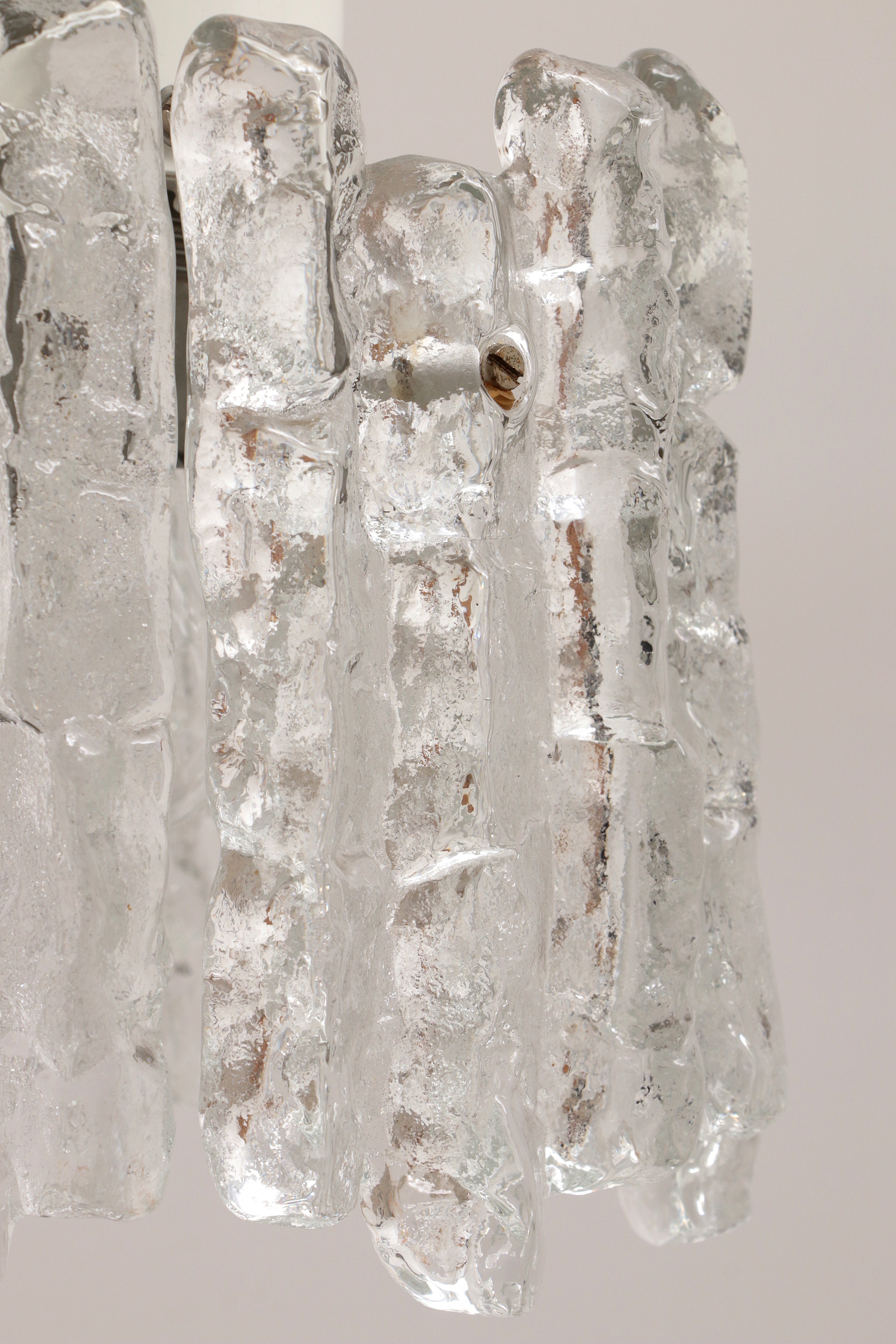 Kalmar Plafondlamp van muranoglas,1960 oostenrijk.