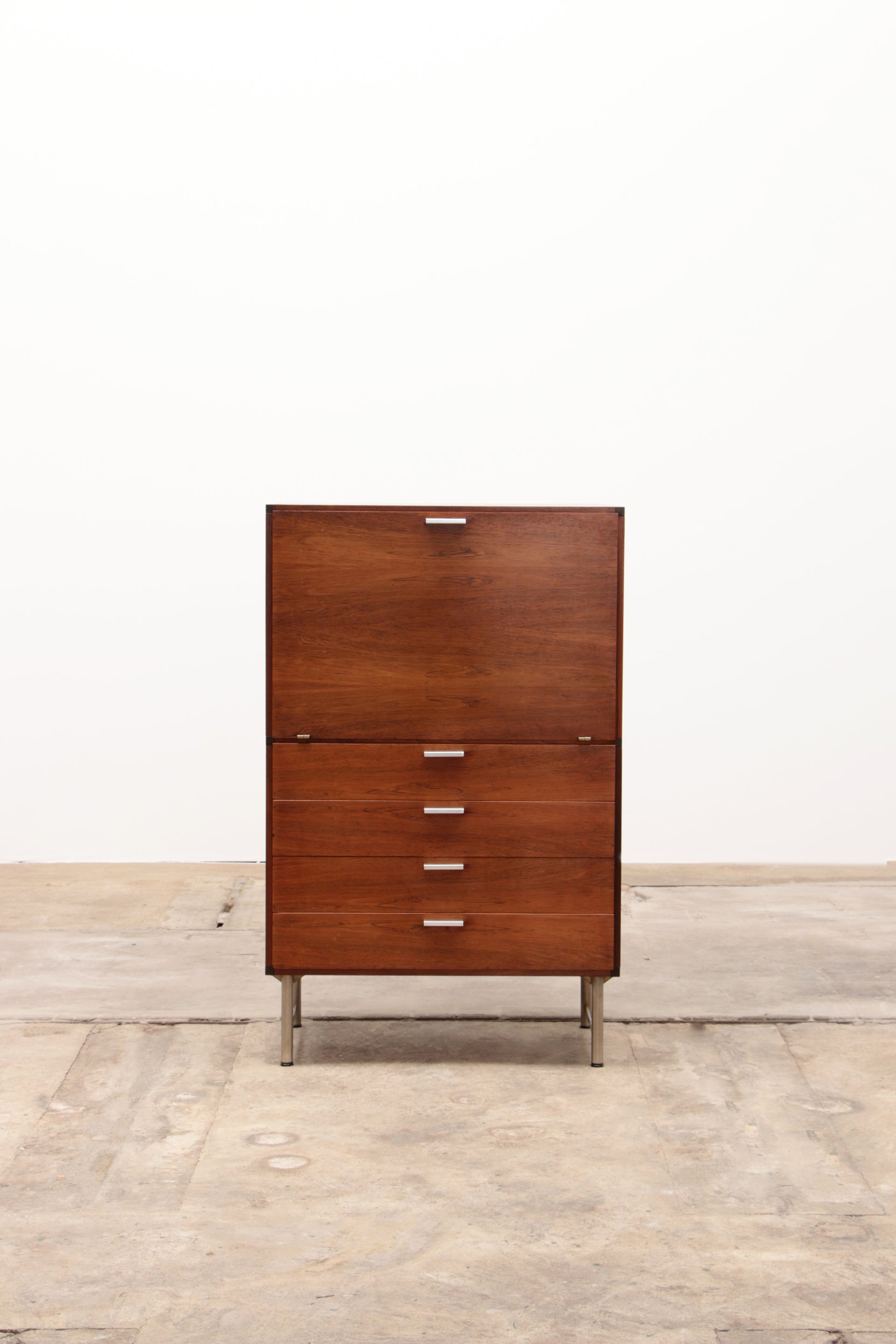 CR-serie barkast van Cees Braakman door Pastoe, 1960.