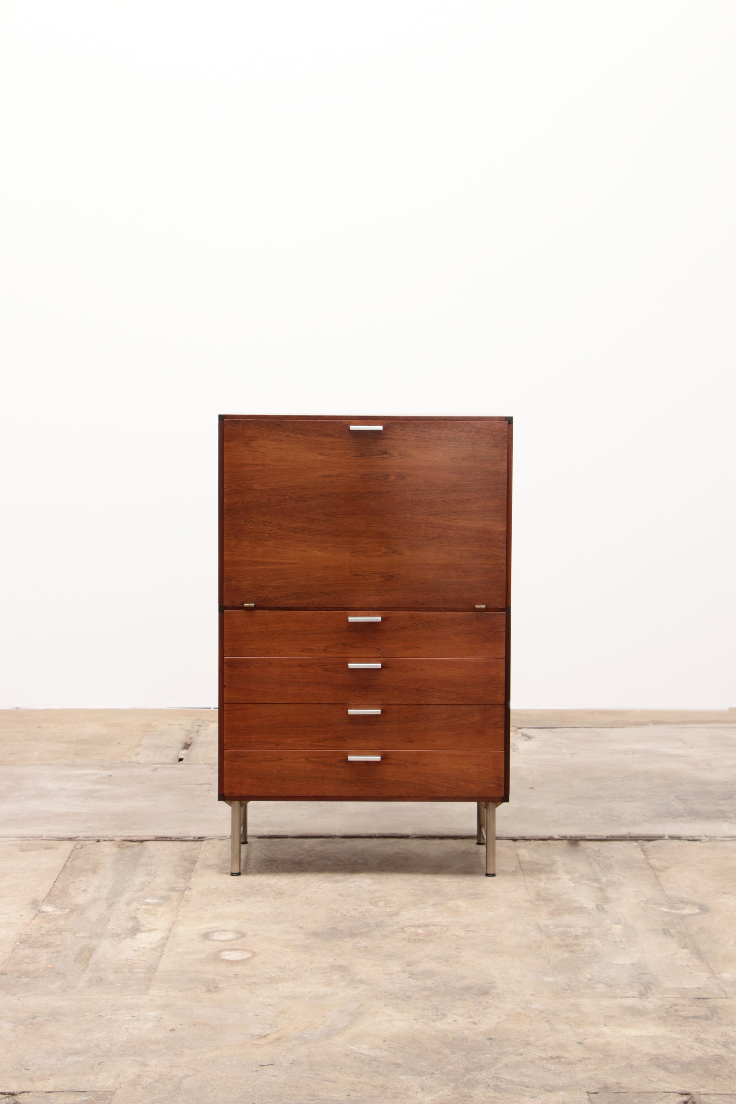 CR-serie barkast van Cees Braakman door Pastoe, 1960.