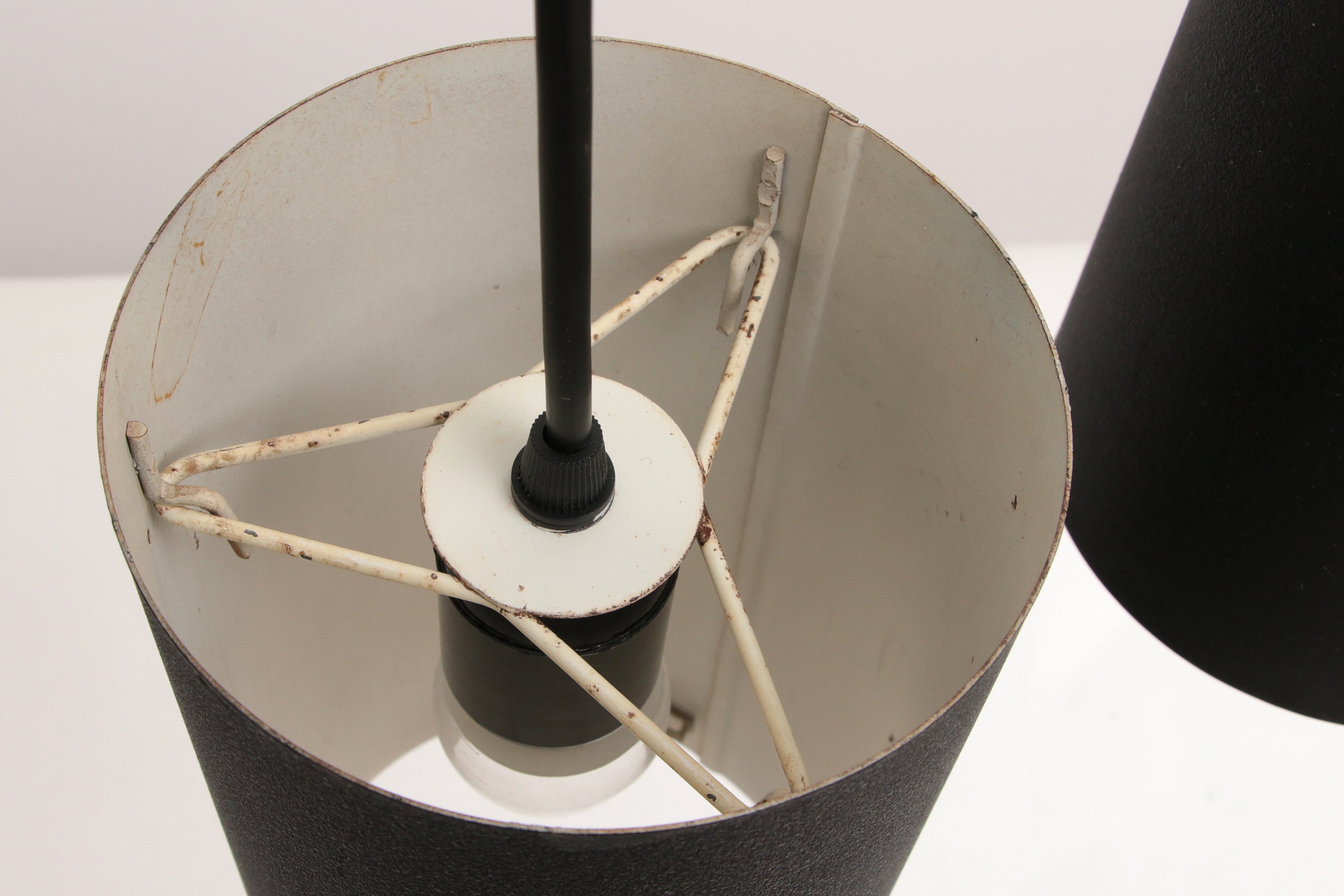 Philips Set van 2 hanglampen Model Nt 48 ontwerp van Argenta,1960