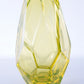 Vintage Uranium gele vaas vol met facetten een prachtig exemplaar.