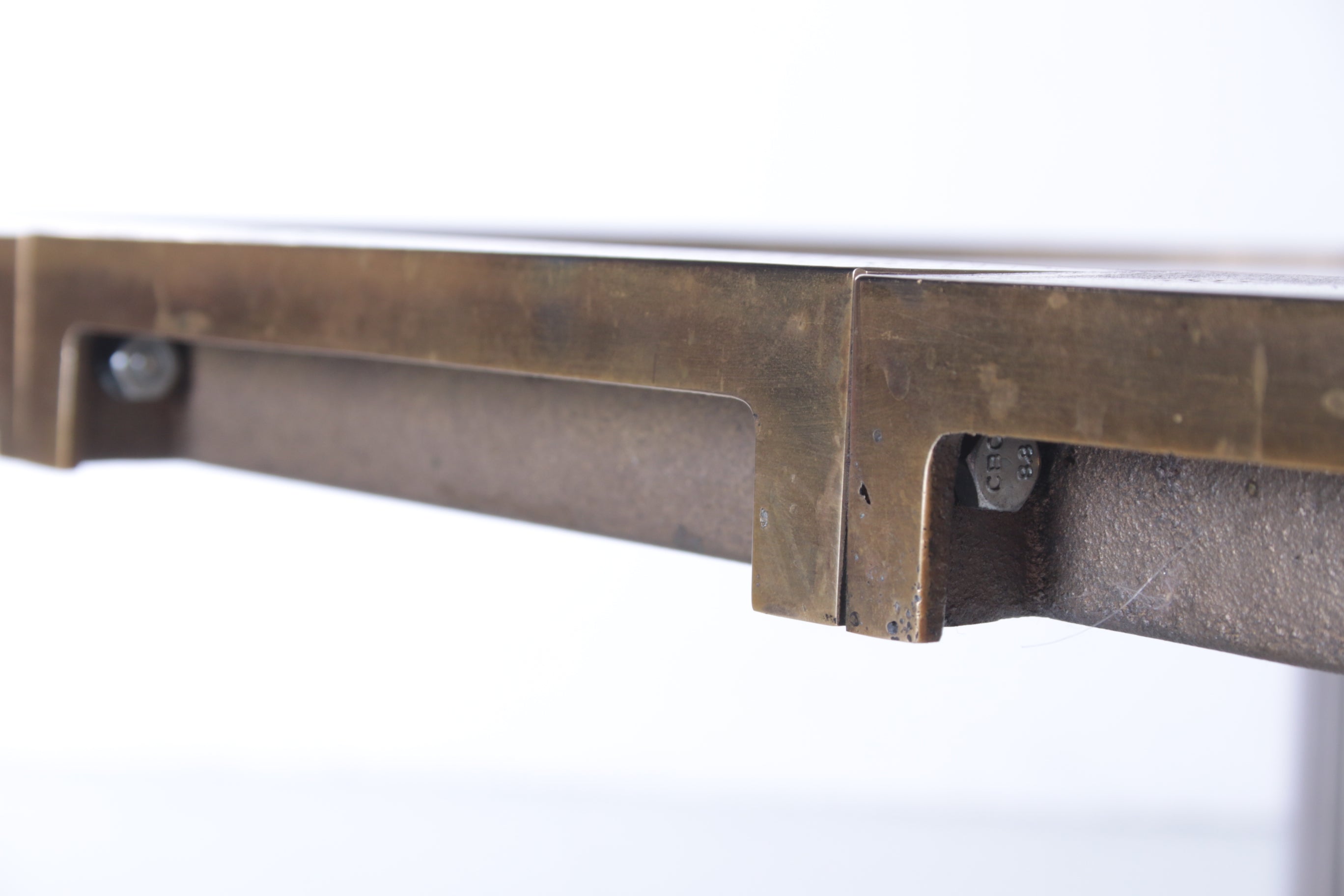 Peter Ghyczy Salontafel Zeldzaam Model detail rand zijkant