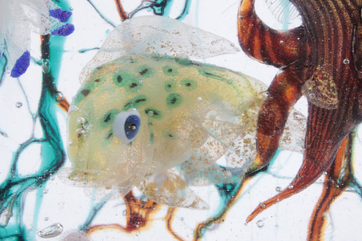 Zeer groot Murano-aquarium Alfredo Barbini voor Cenedese, circa 1960 detail gele vis