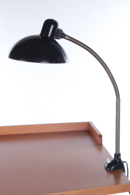 Kaiser idell Bureaulamp Model 6740 door Christiaan Dell voorkant
