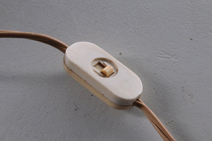 Vintage Lampenvoet van blauw en wit gekleurd glas schakelaar